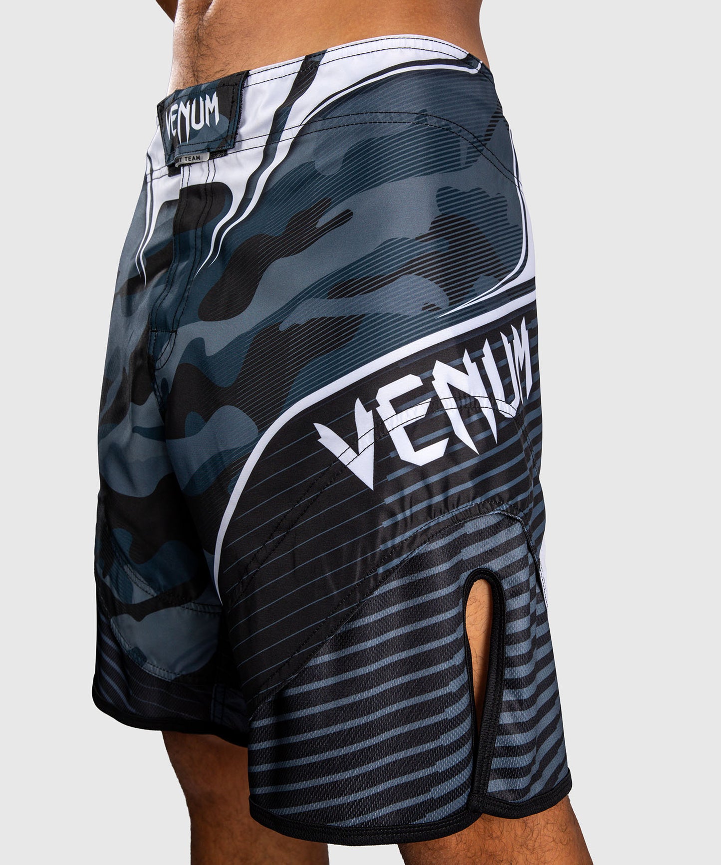Venum Camo Hero Fightshorts - Dunkelmarineblau/Blau