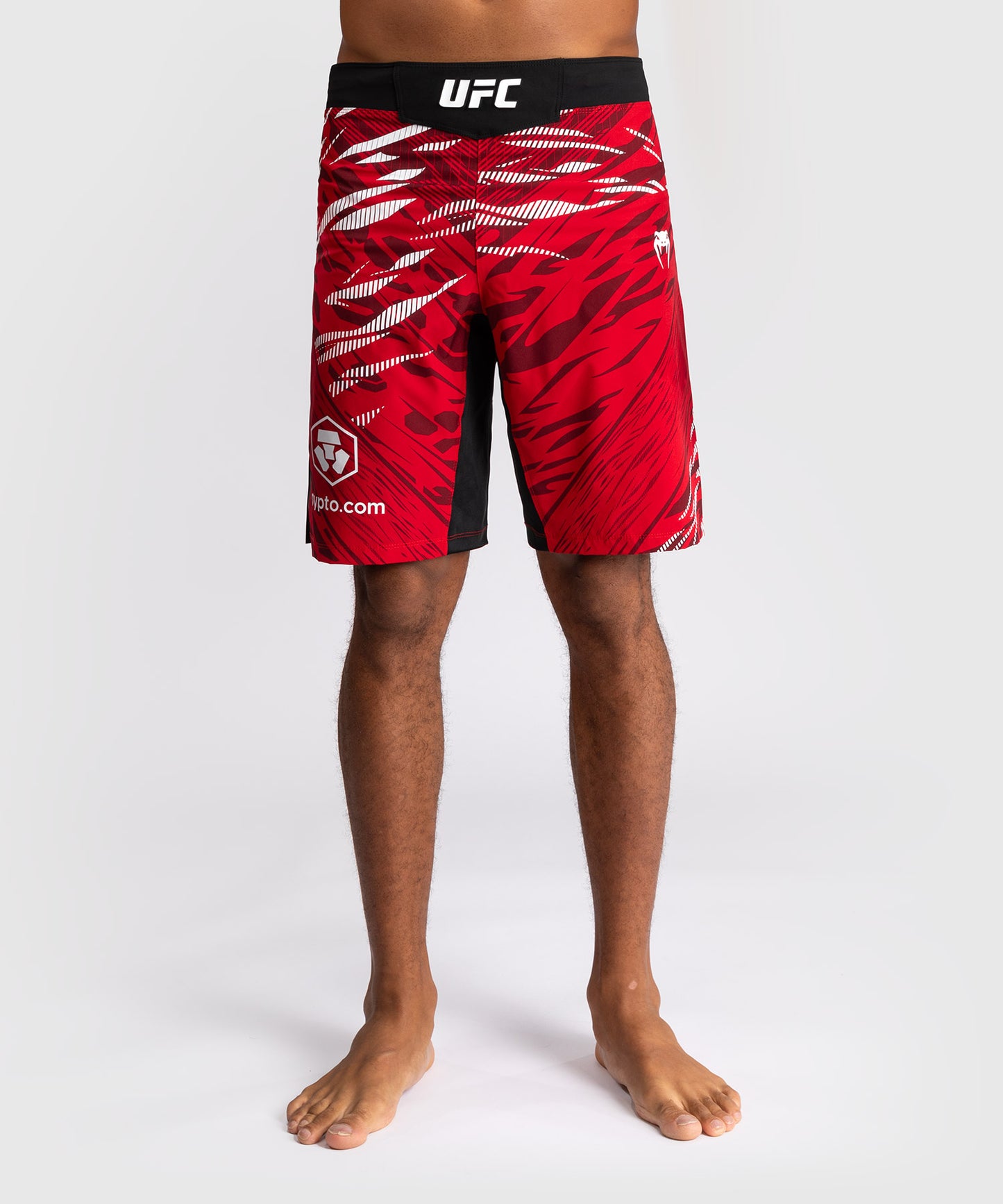 UFC Fusion by Venum Authentic Fight Night Shorts de Lucha para Hombre - Ajuste Largo - Rojo