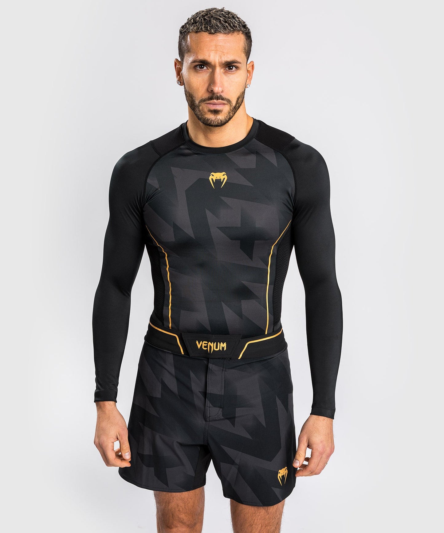 Rashguard Venum Razor - Long Sleeve - Black/Gold