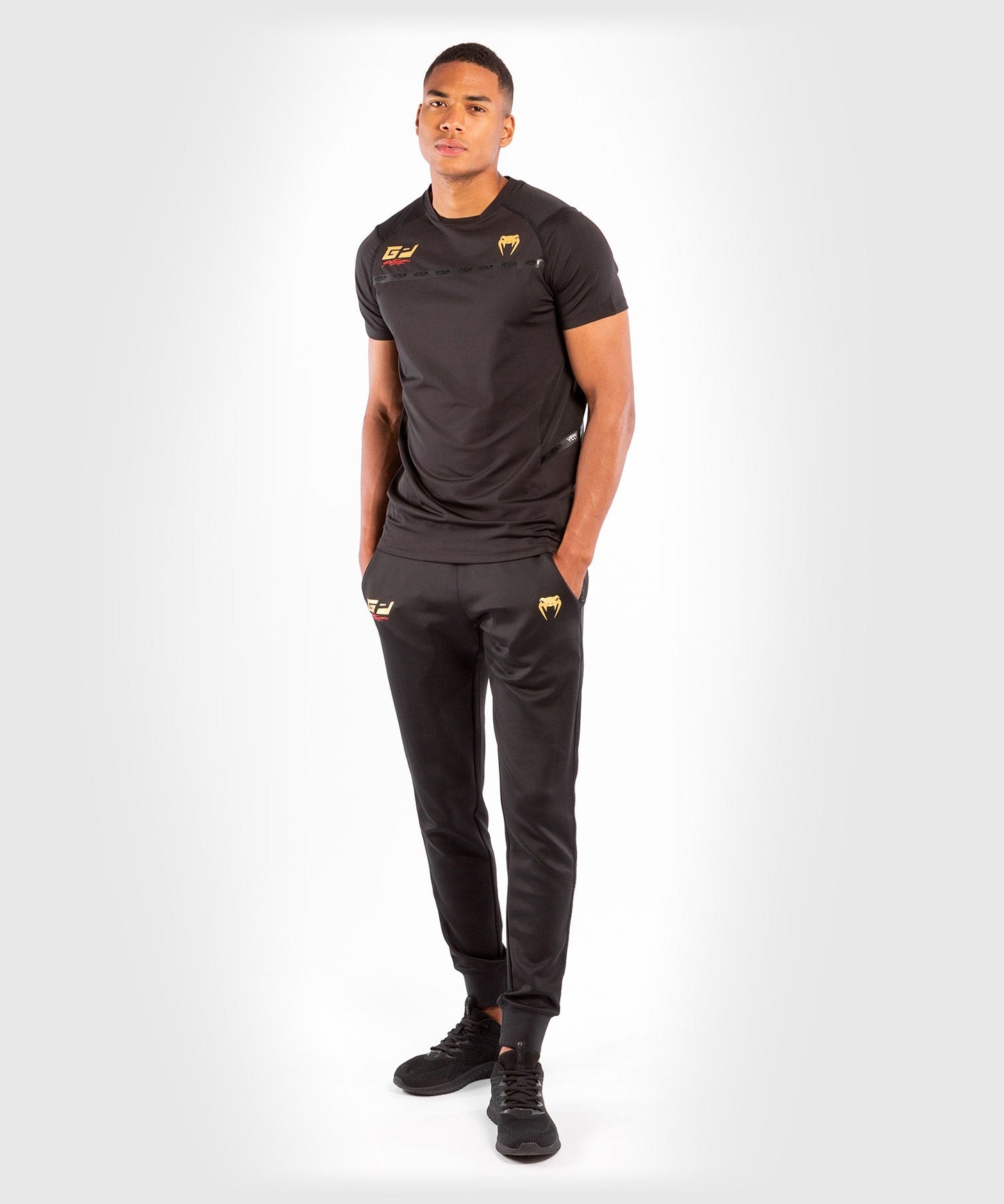 Dry-Tech T-shirt Venum Petrosyan 2.0 - Black/Gold