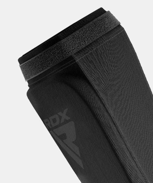 RDX Sib Schienbeinschoner - Schwarz/Schwarz