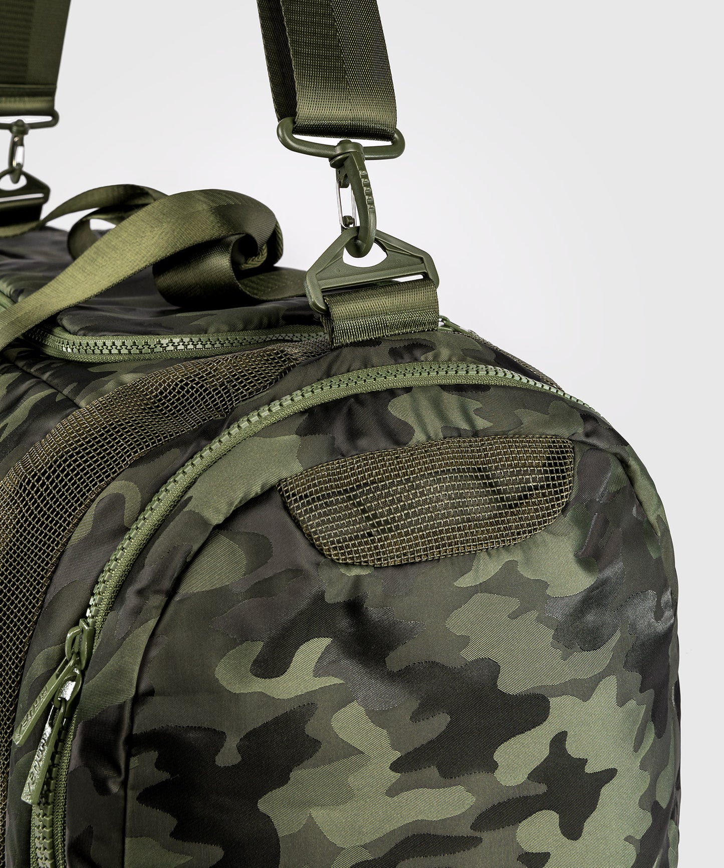 Venum Trainer Lite Sporttasche (48L) – Khaki/Camo