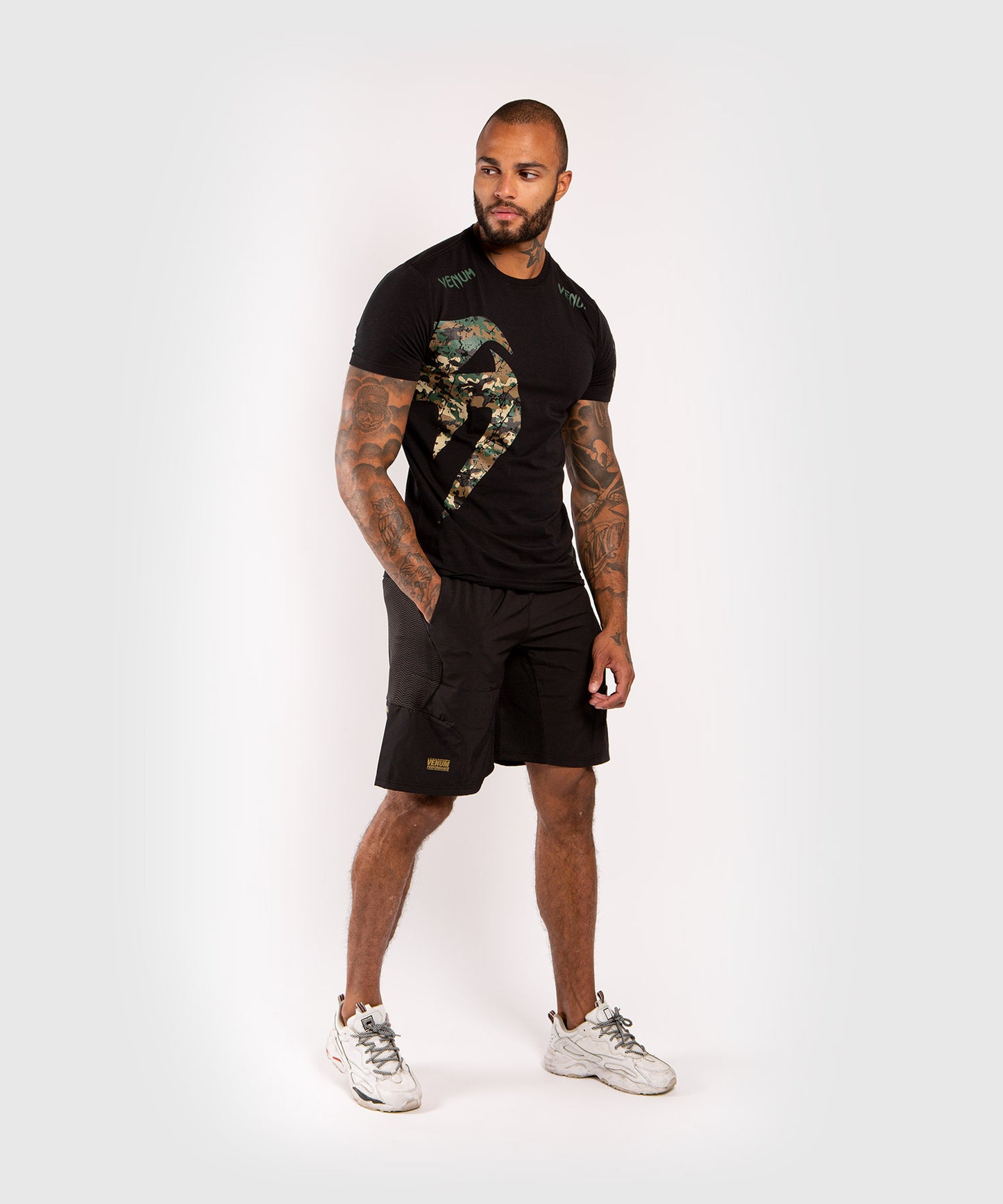 Venum Original Giant T-Shirt - Black/Forest-Camo
