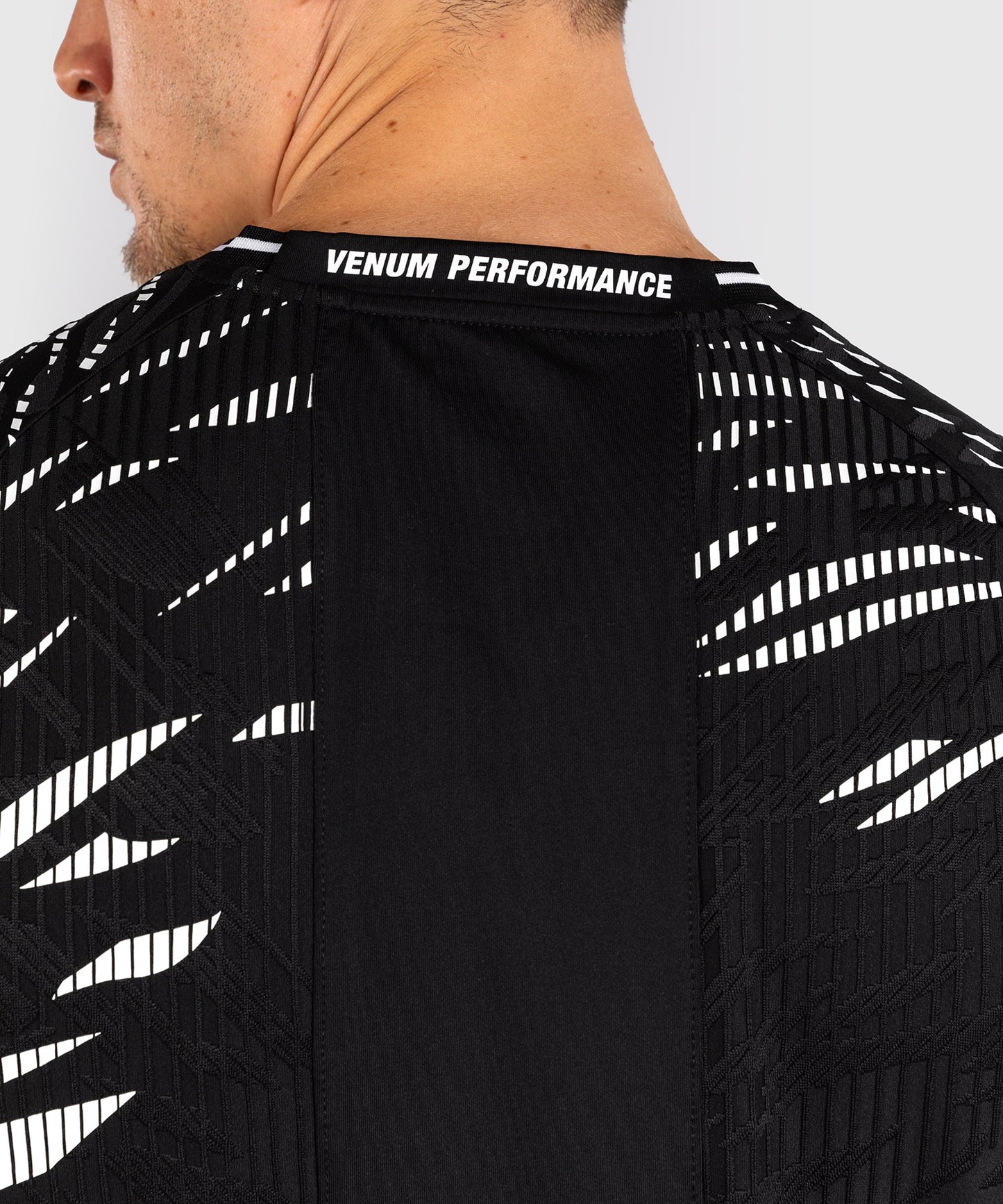 UFC Fusion by Venum Authentic Fight Night Camiseta de Salida para Hombre - Negro