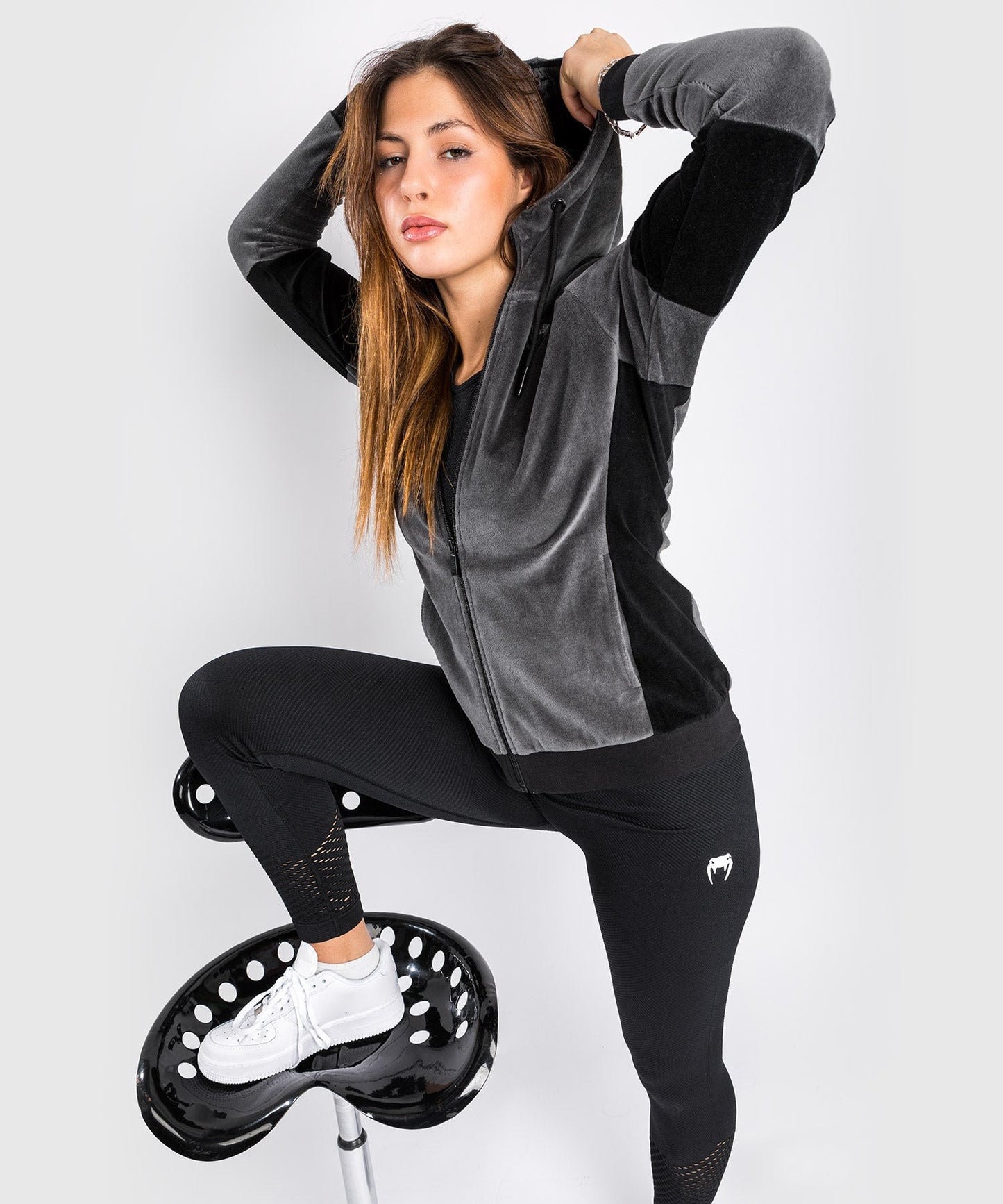Venum Camoline 2.0 Velvet Sweatshirt - For Women - Grey/Black