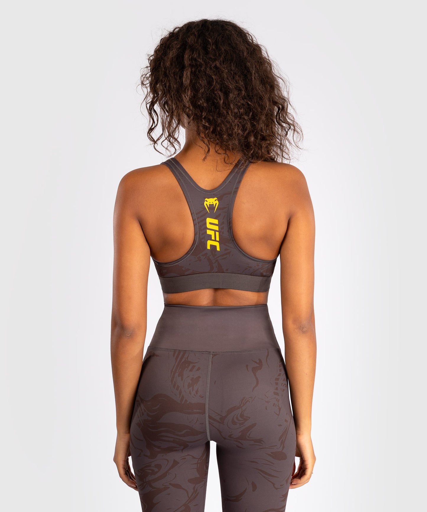 UFC Fusion by Venum Fight Week Sujetador Deportivo para Mujer - Marrón tierra