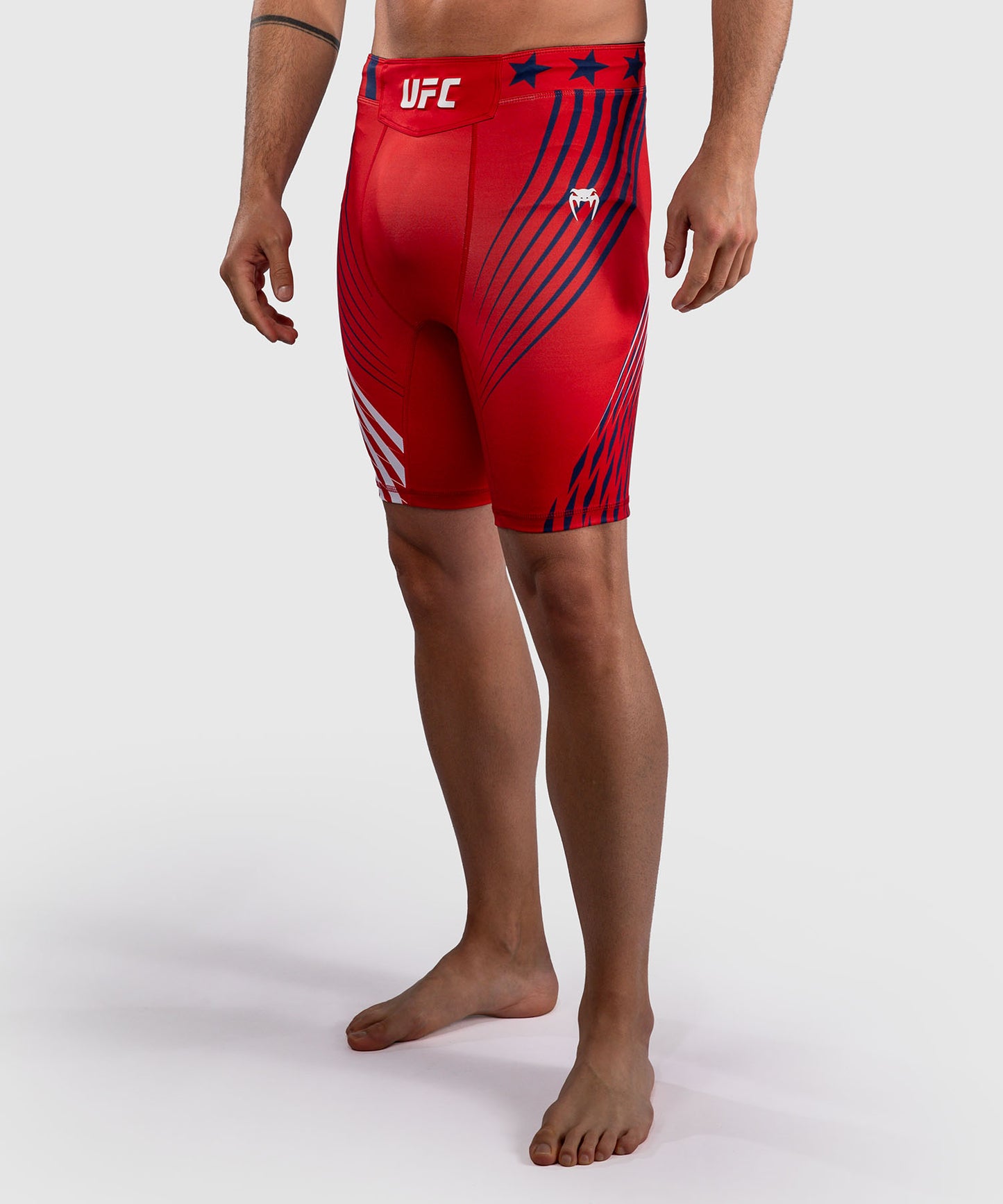 Official UFC Freedom 250 by Venum Authentic Fight Night Vale Tudo Shorts für Herren - Rot