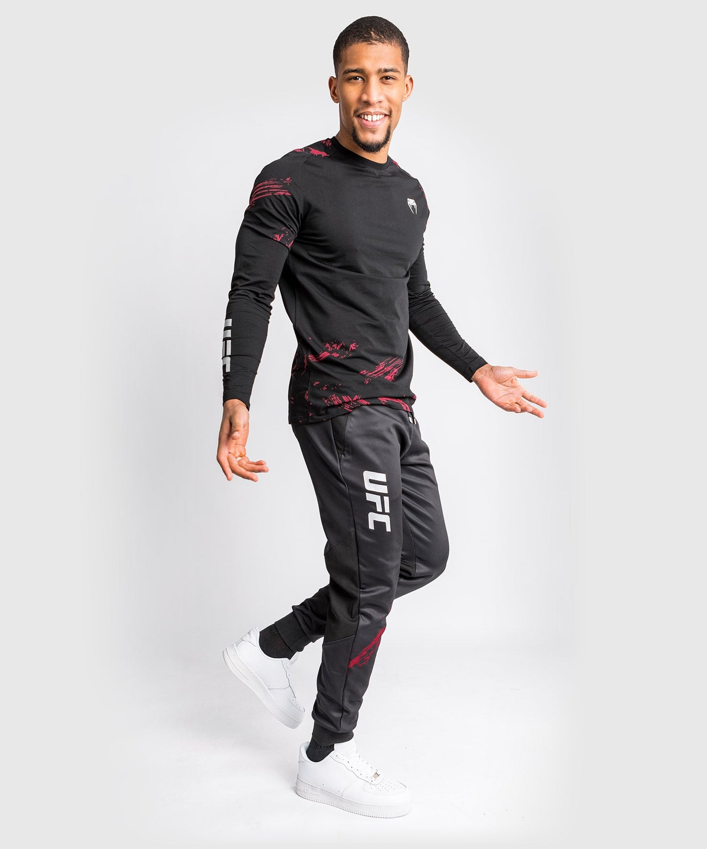 Venum Authentic Fight Week 2.0 UFC sweatpants - Black/Red