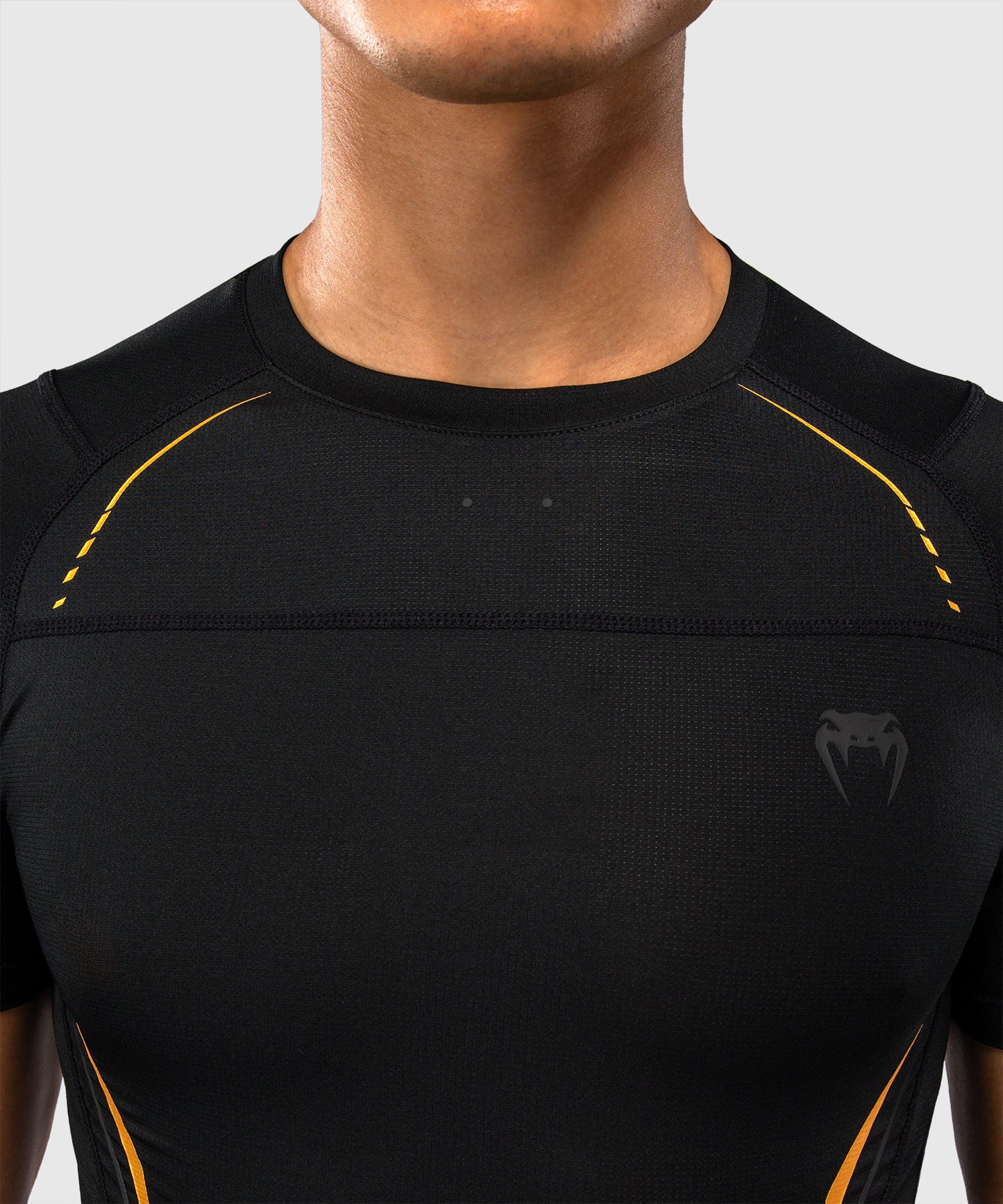 Venum G-Core Short Sleeve Rashguard - Black/Gold