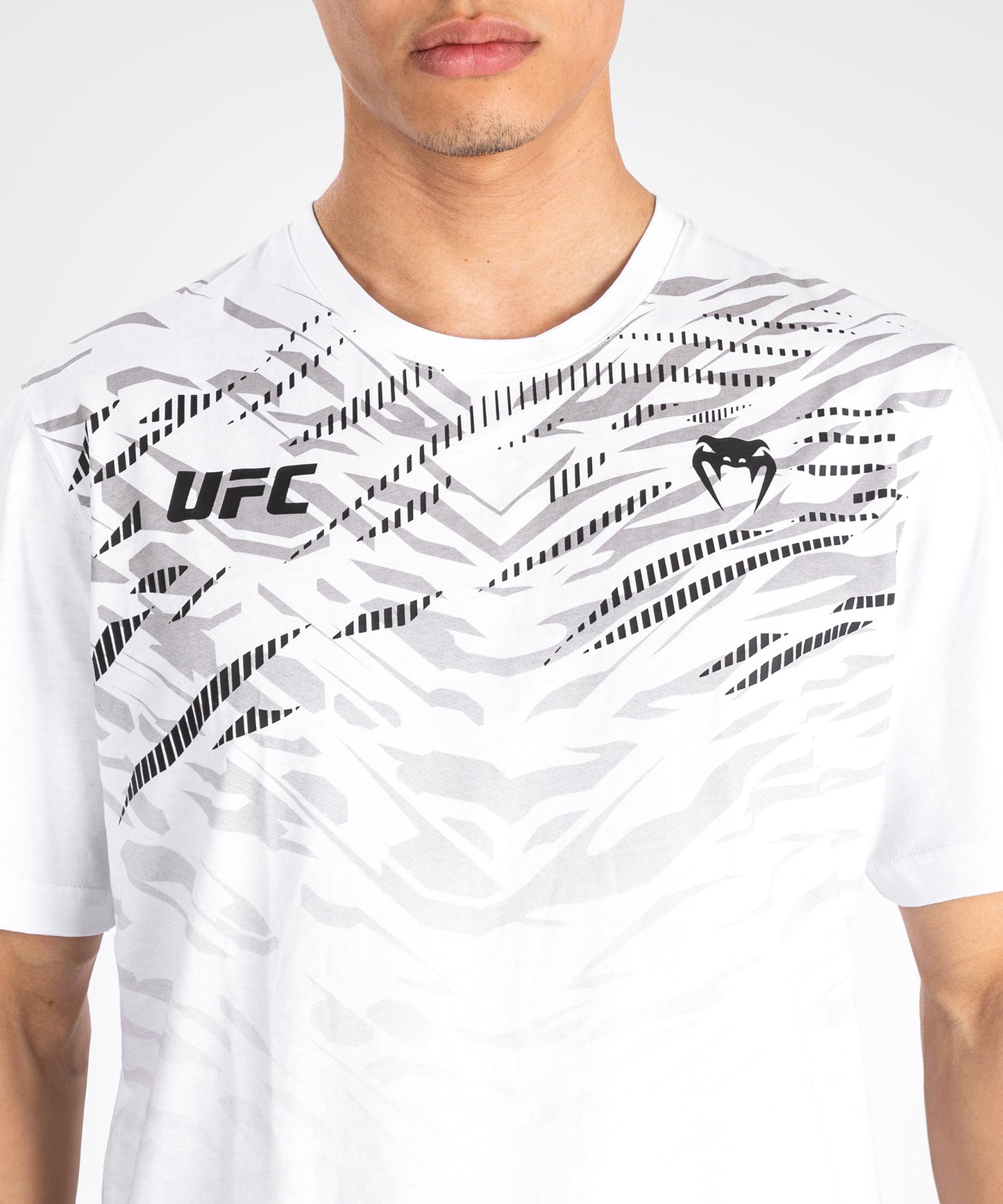 UFC Fusion by Venum Replica Camiseta de Manga Corta para Hombre - Blanco