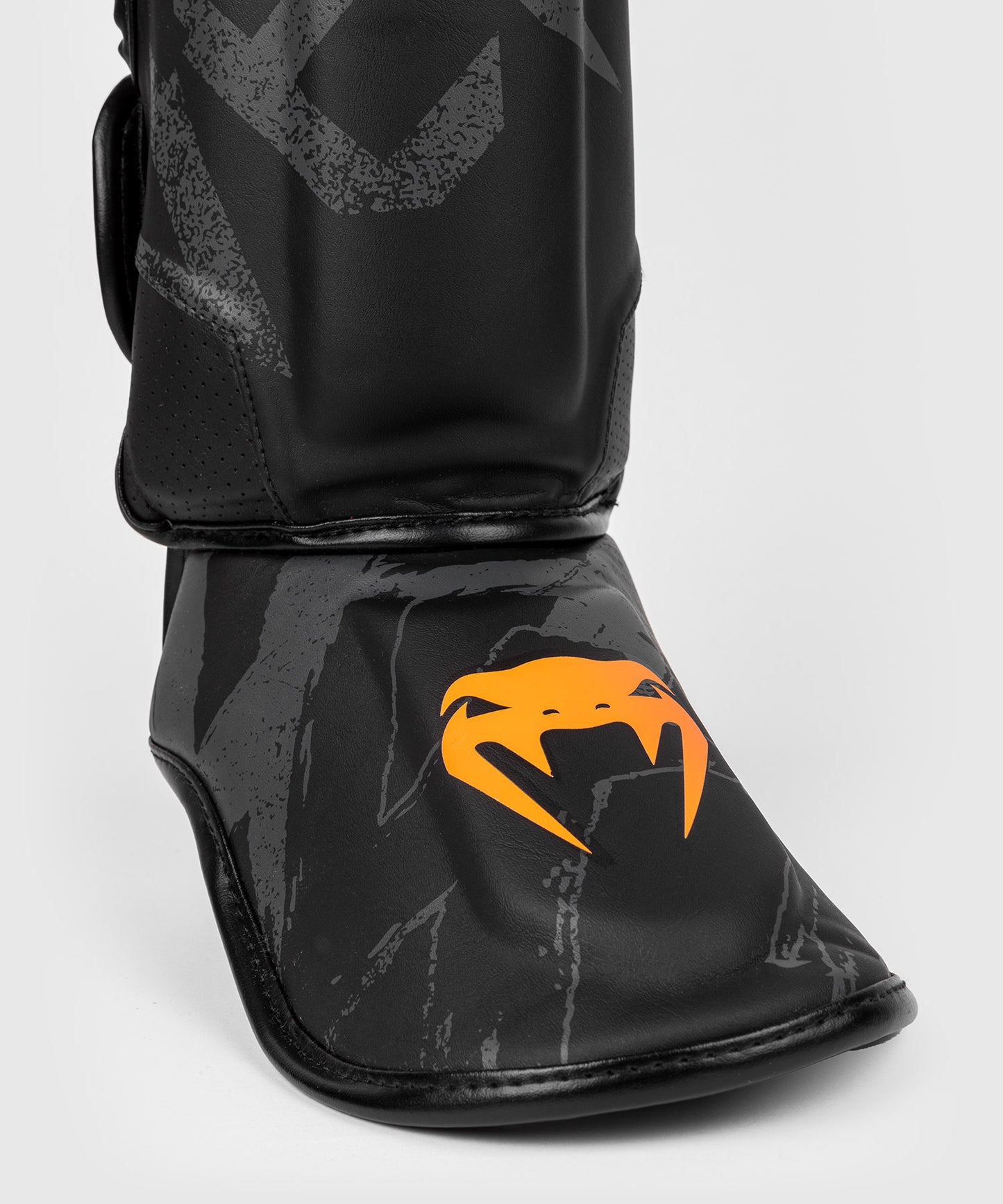Protège-tibias Venum S47 - Noir/Orange