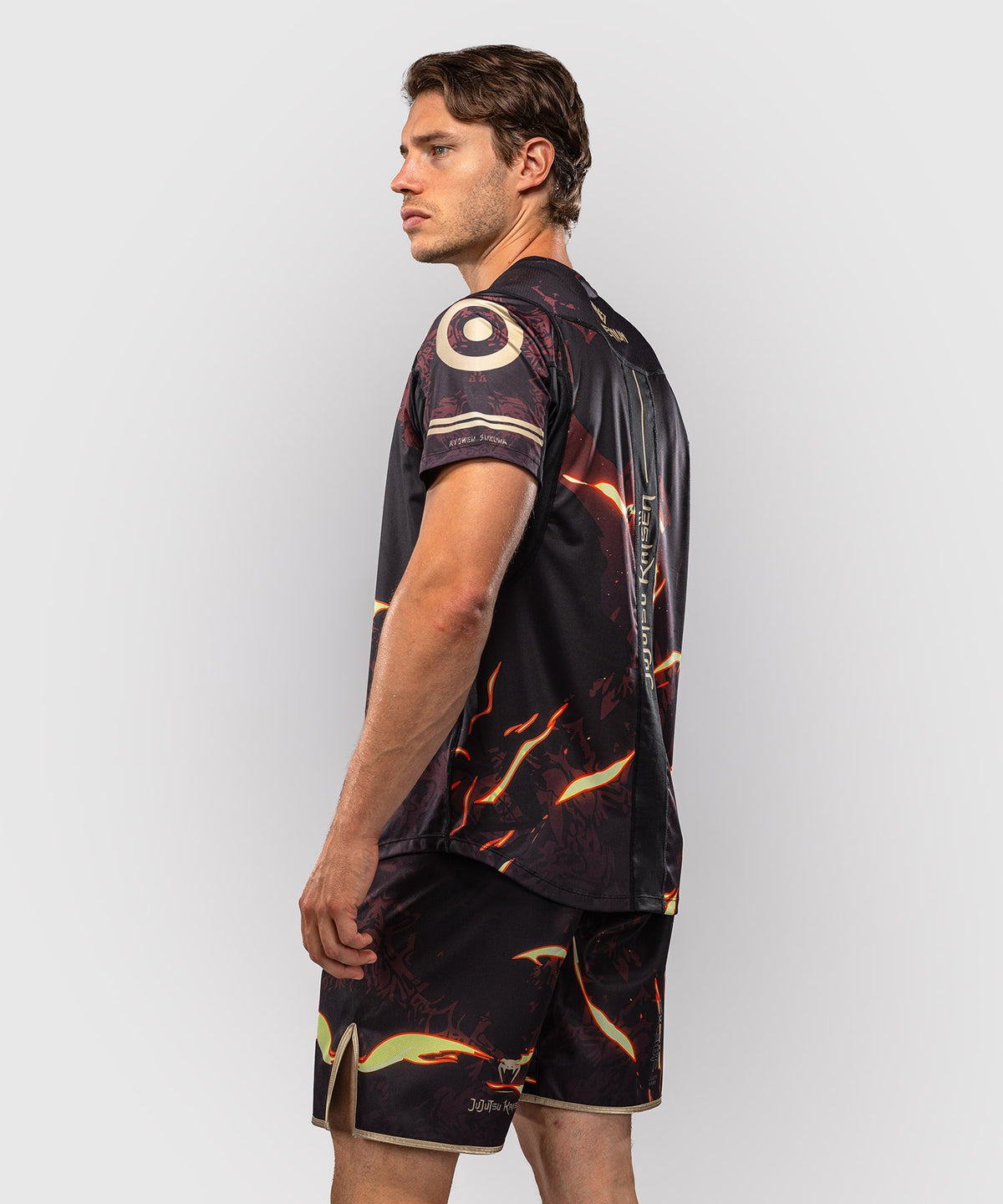 Jujutsu Kaisen x Venum Sukuna Dry-Tech-T-Shirt – Schwarz/Beige