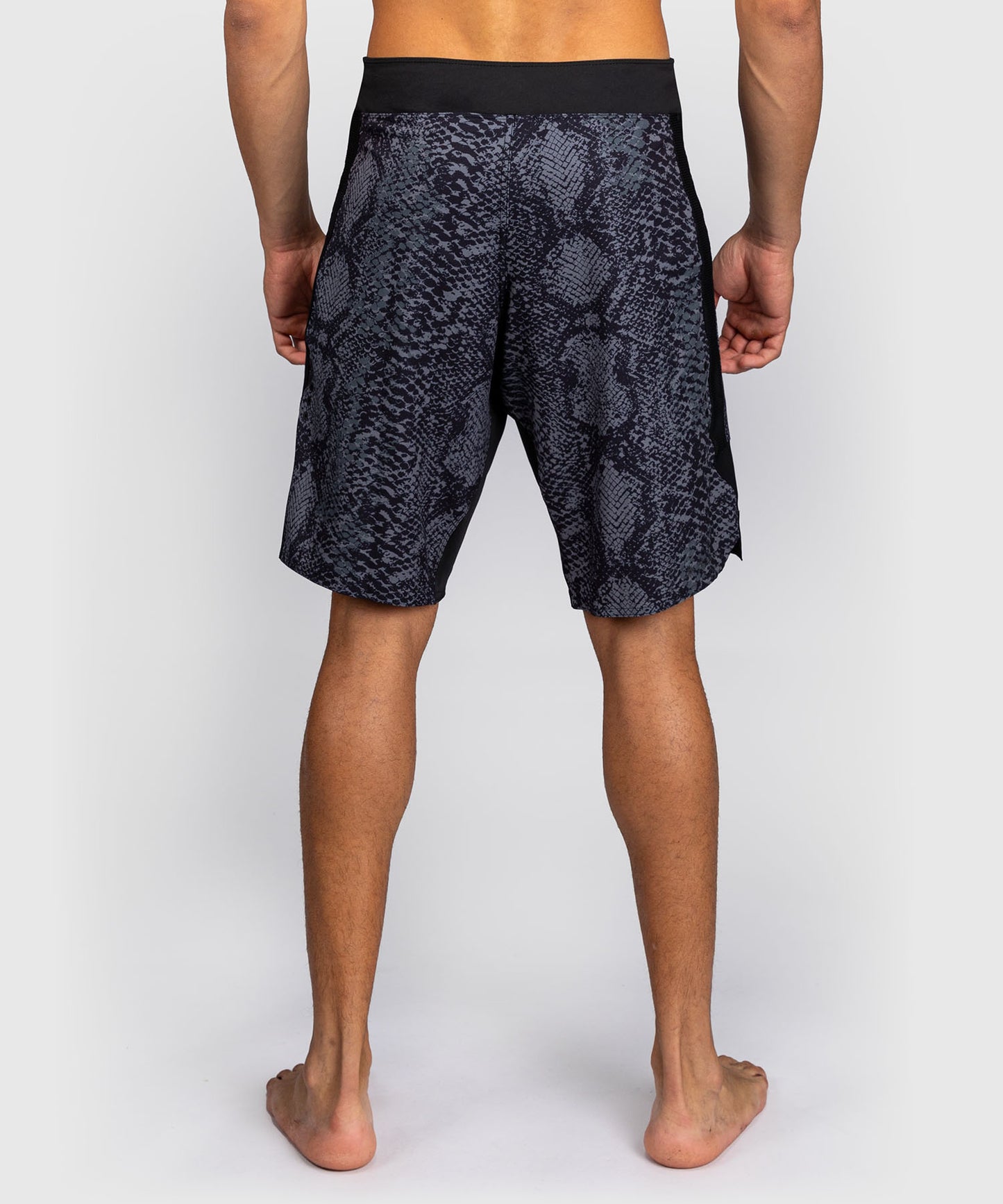 Venum G-Fit Scales Short de Combate – Negro/Gris Carbón