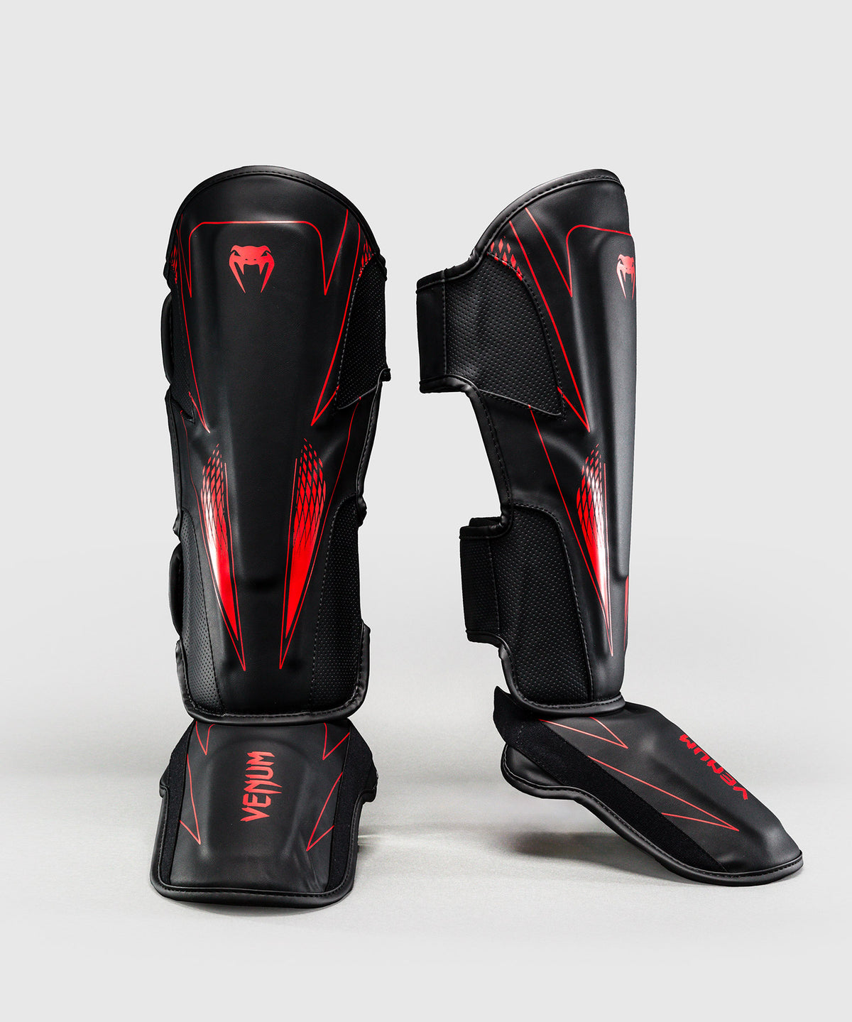 Venum Amazonia Reborn Espinilleras - Negro/Rojo