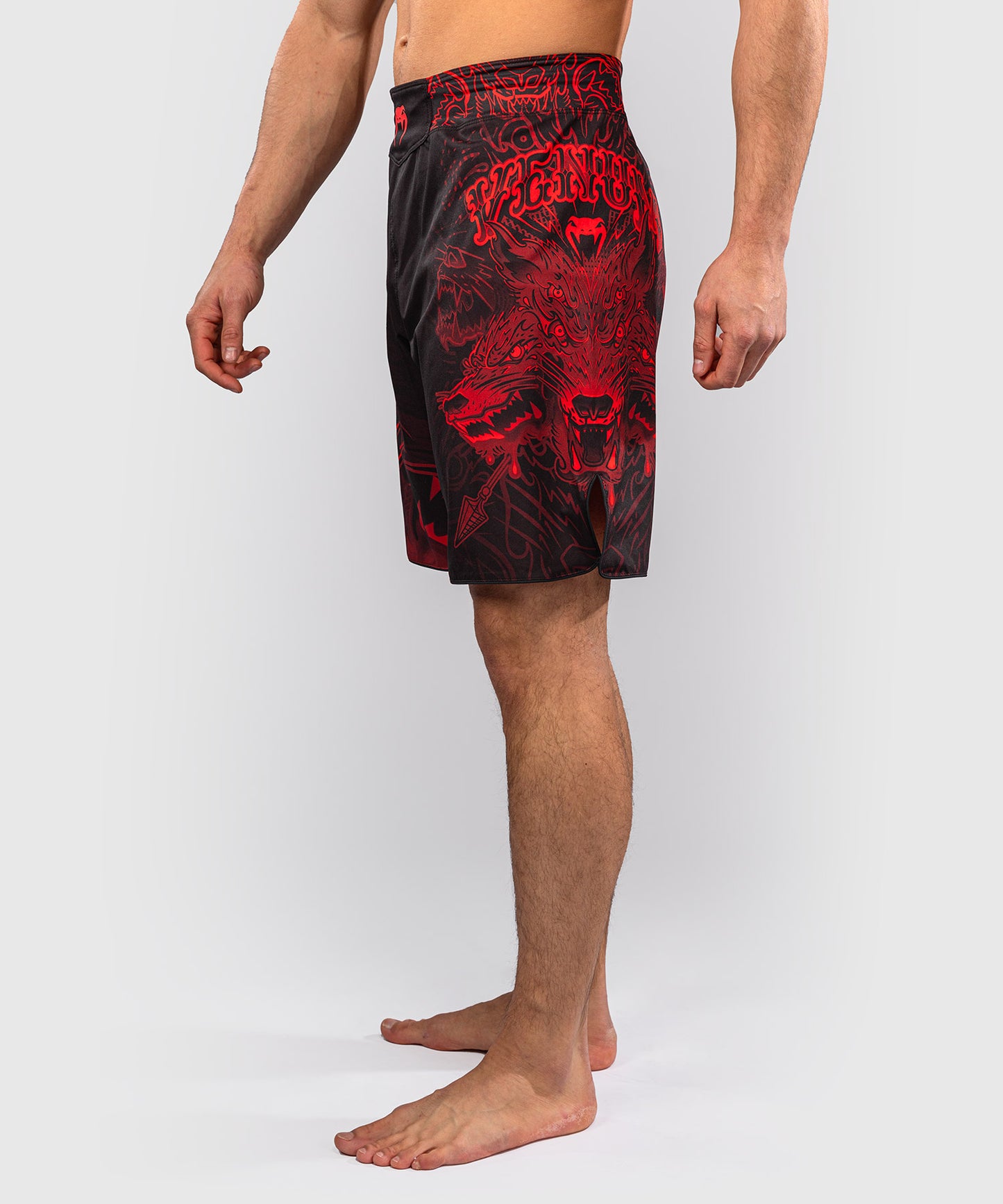 Venum Wolf Atak Fightshorts - Black/Red