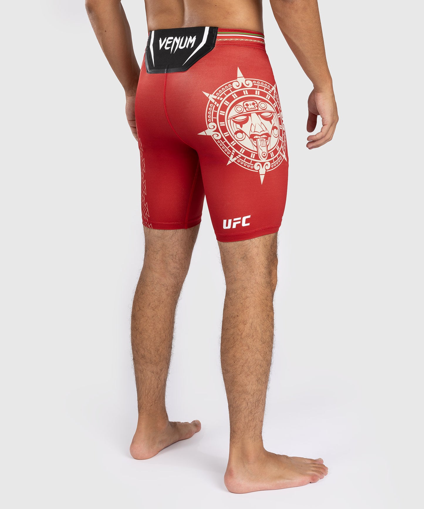 Noche UFC by Venum Authentic Fight Night Herren Vale Tudo Shorts - Rot