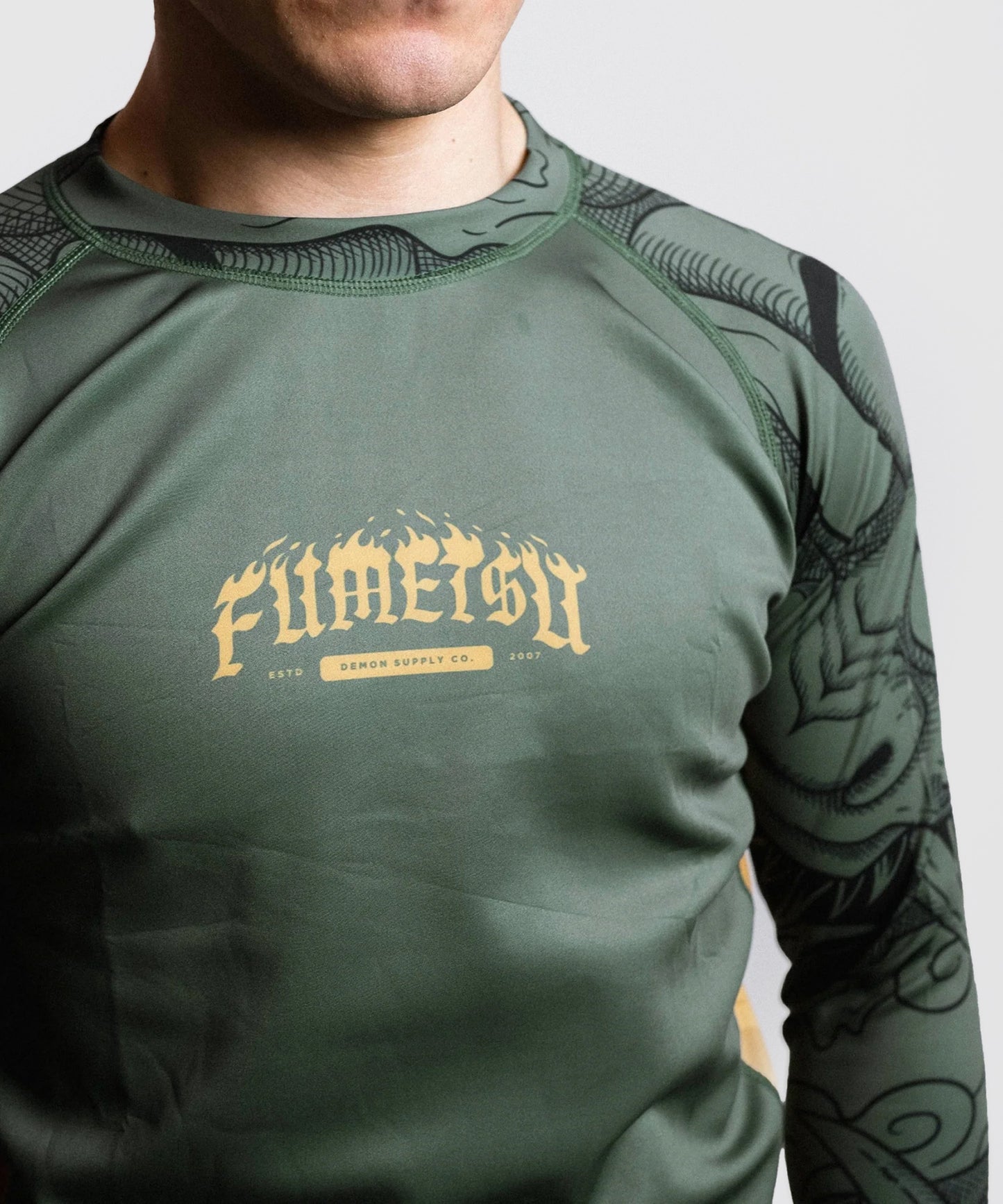 Fumetsu Oni Langarm-Rashguard - Khaki/Gold/Schwarz