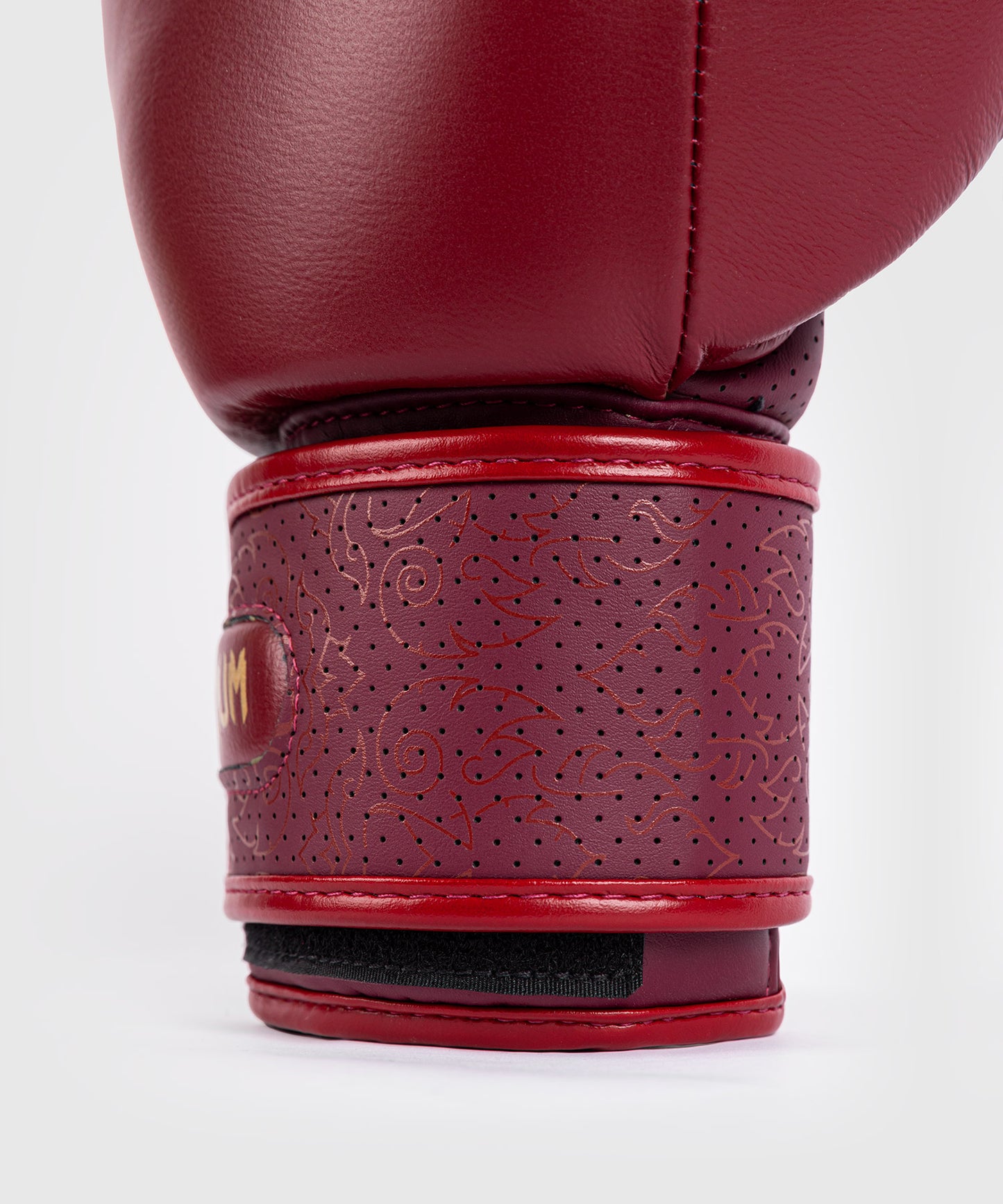 Venum Power 2.0 Boxing Gloves - Wine Liees