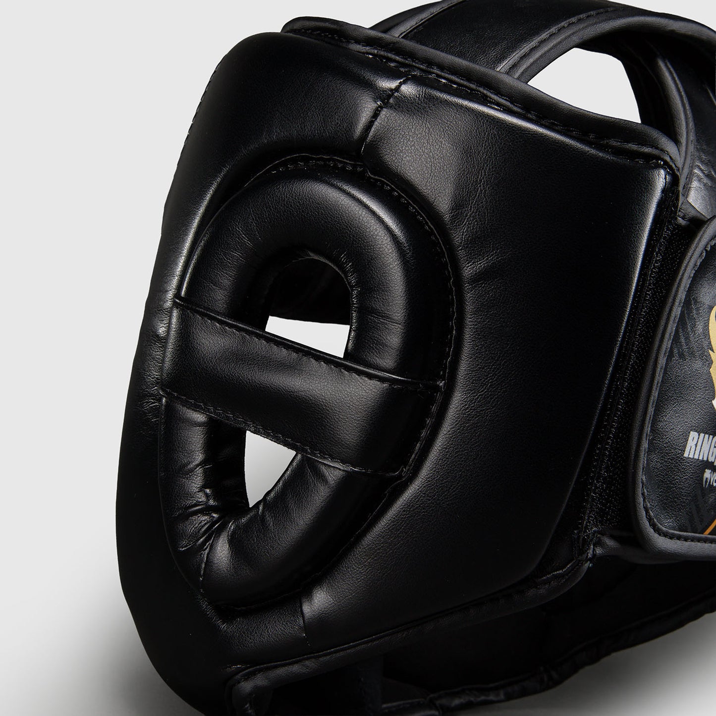 Venum Ringhorns Charger Kopfschutz – Schwarz/Gold