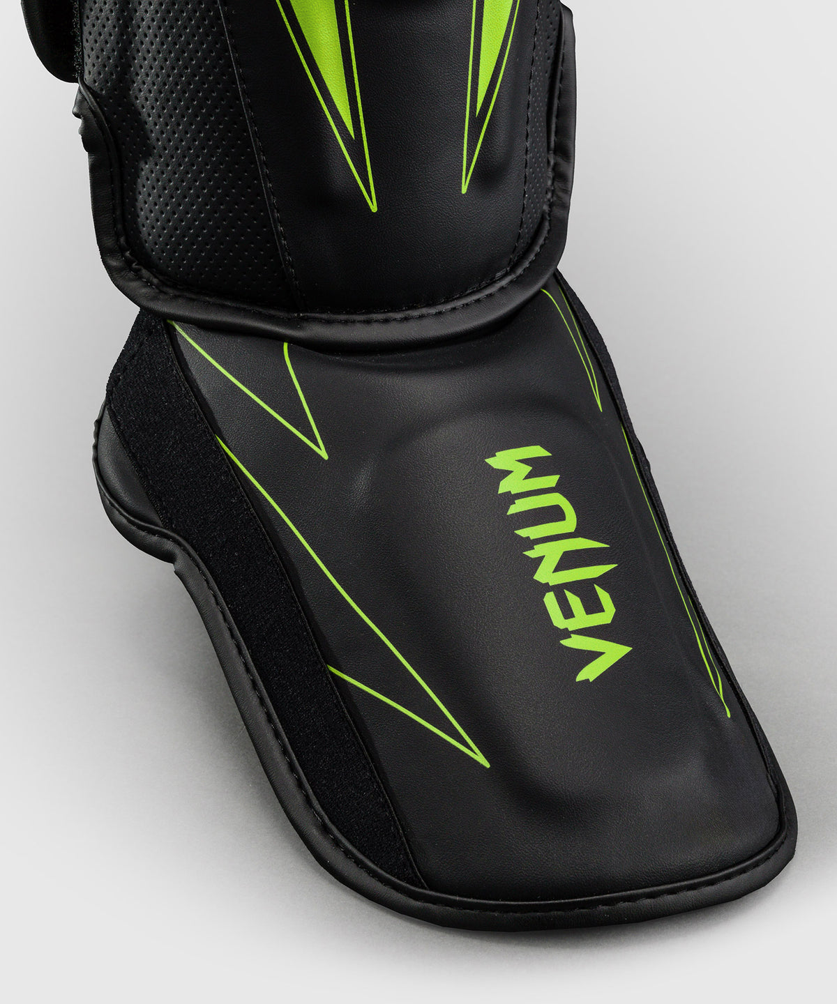 Venum Amazonia Reborn Paratibie - Nero/Verde