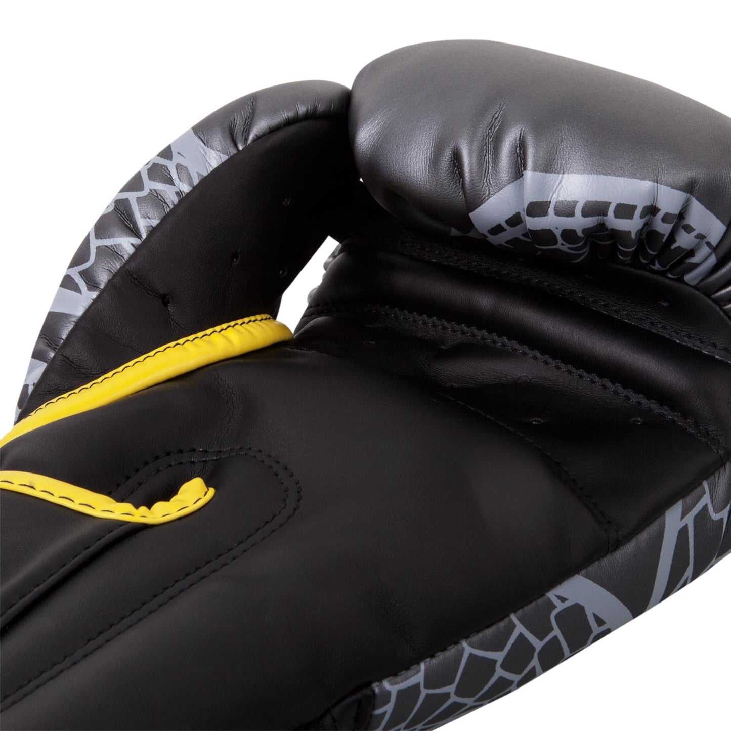 Venum Snaker Boxing Gloves - Limited Edition - Exclusive