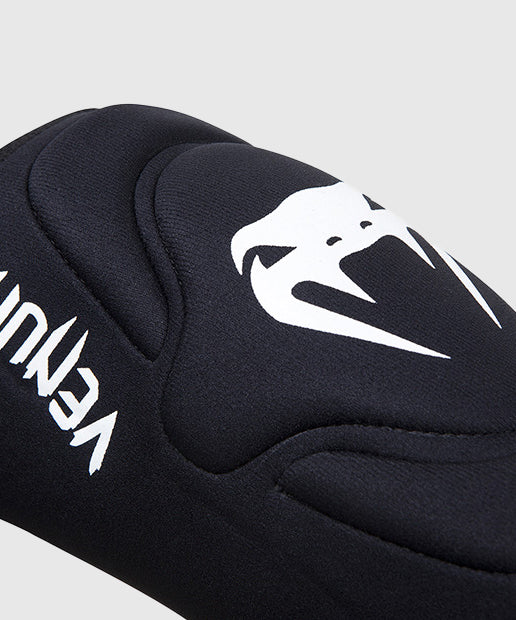 Genouillères Venum Gel "Kontact" - Paire - Noir/Blanc