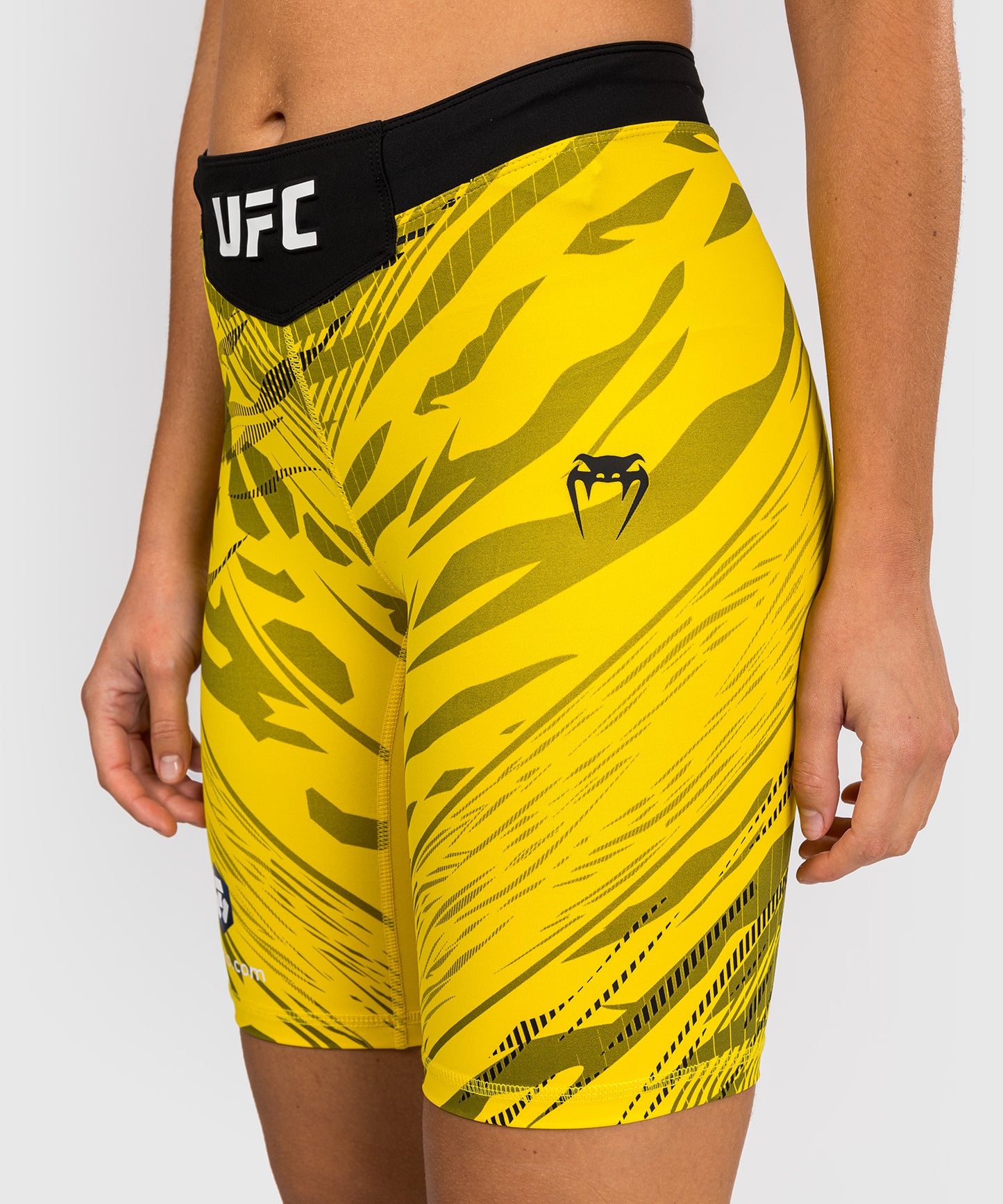UFC Fusion by Venum Authentic Fight Night Damen Vale Tudo Short - Long Fit - Gelb