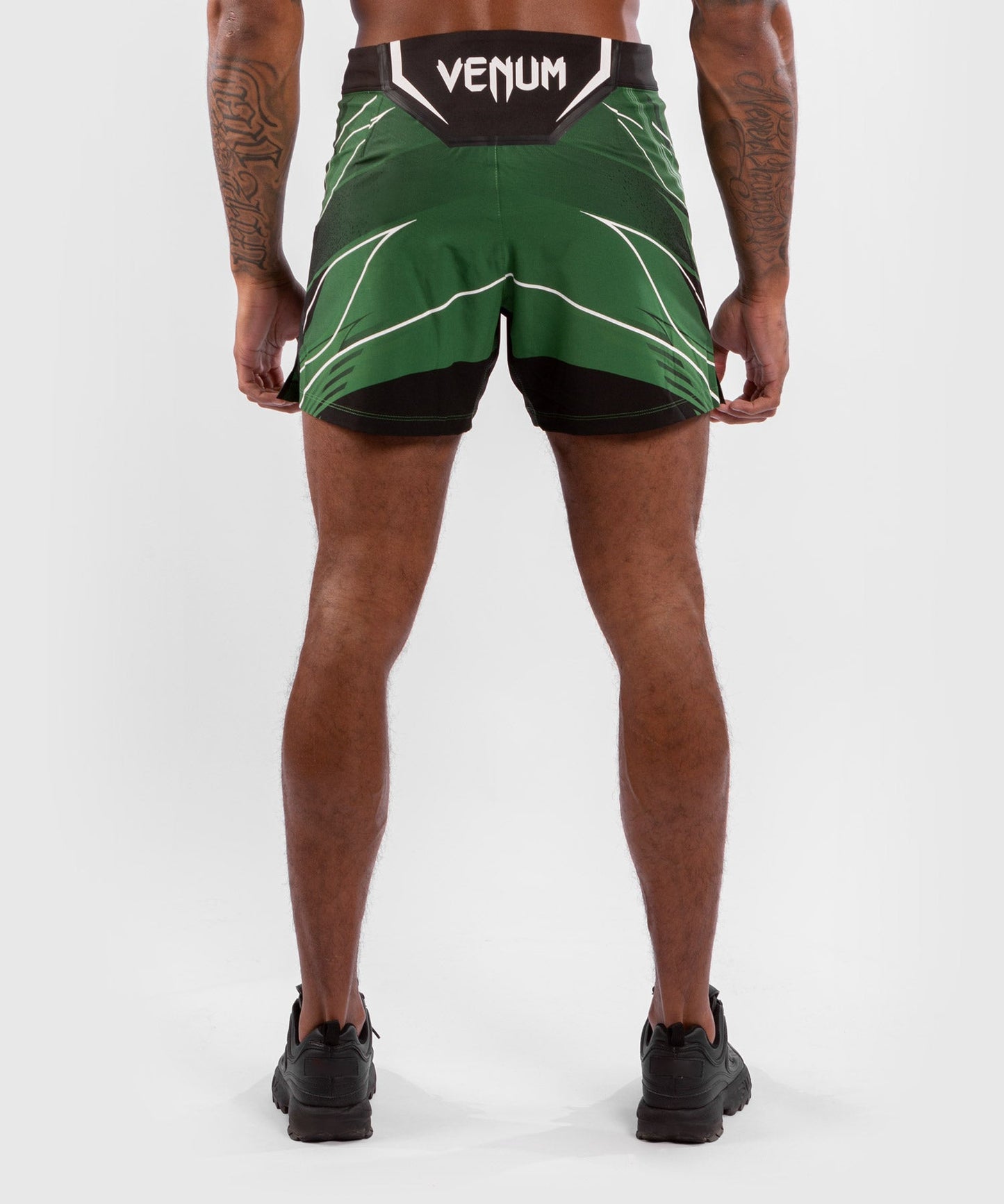 UFC Herren Fightshorts Venum Authentic Fight Night - Kurz geschnitten - Grün