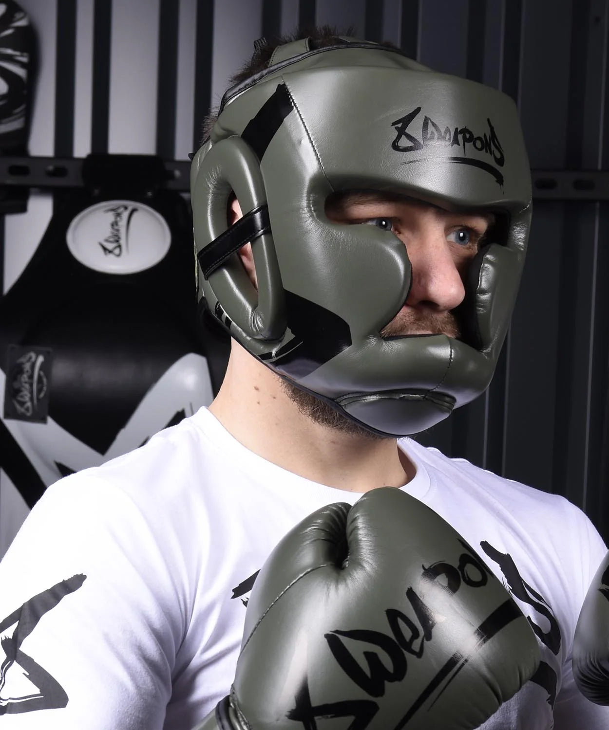 8 Weapons Unlimited Casco de Boxeo - Caqui/Negro