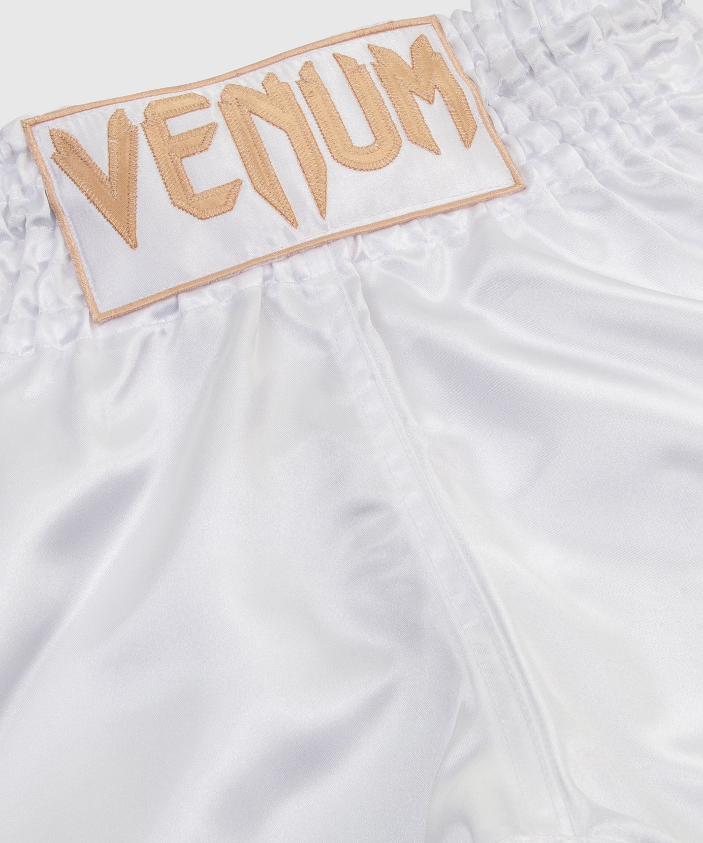 Short de Muay Thai Blanc/Or Venum Classic