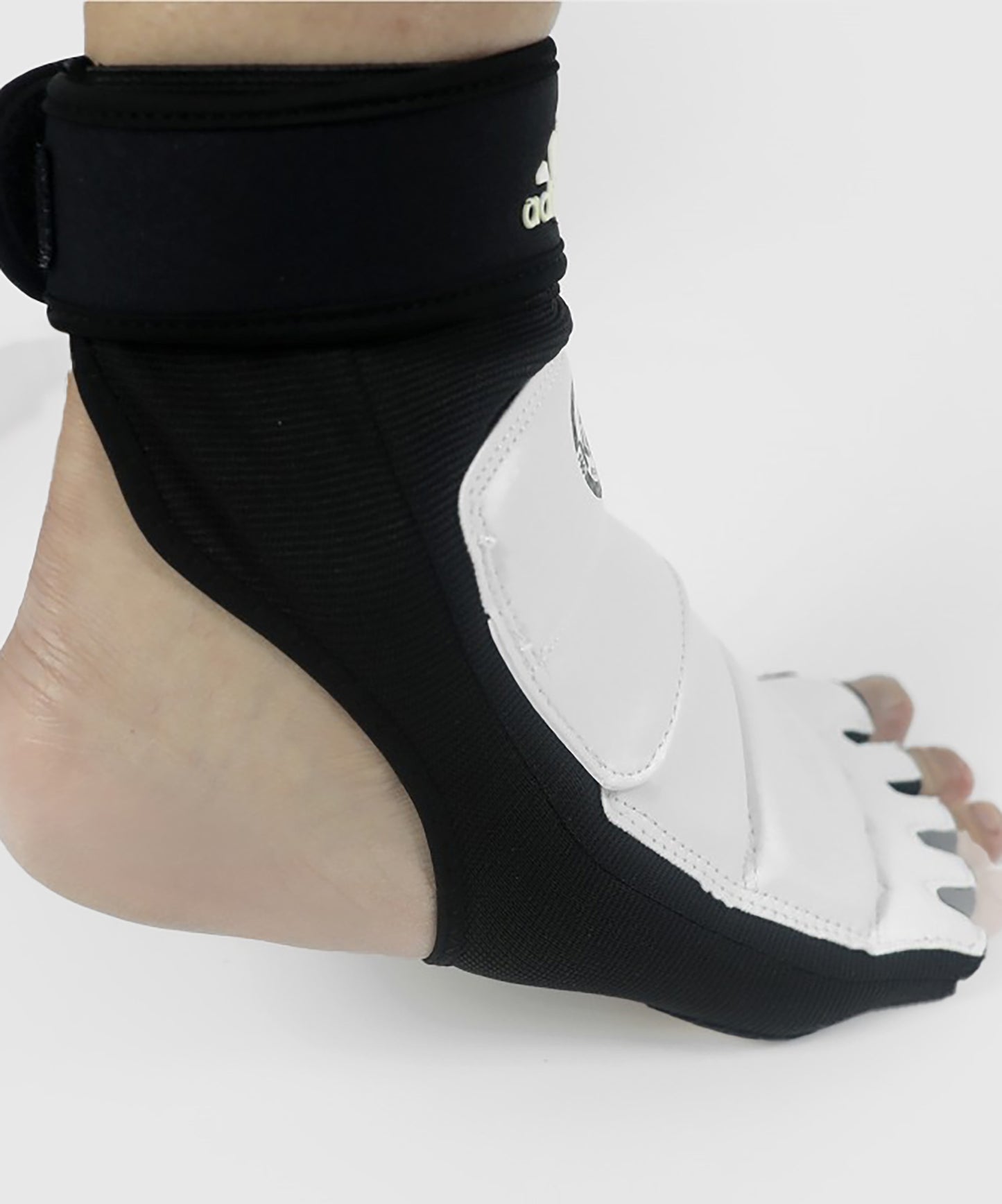 Mitaines de Taekwondo Adidas - Blanc/Noir