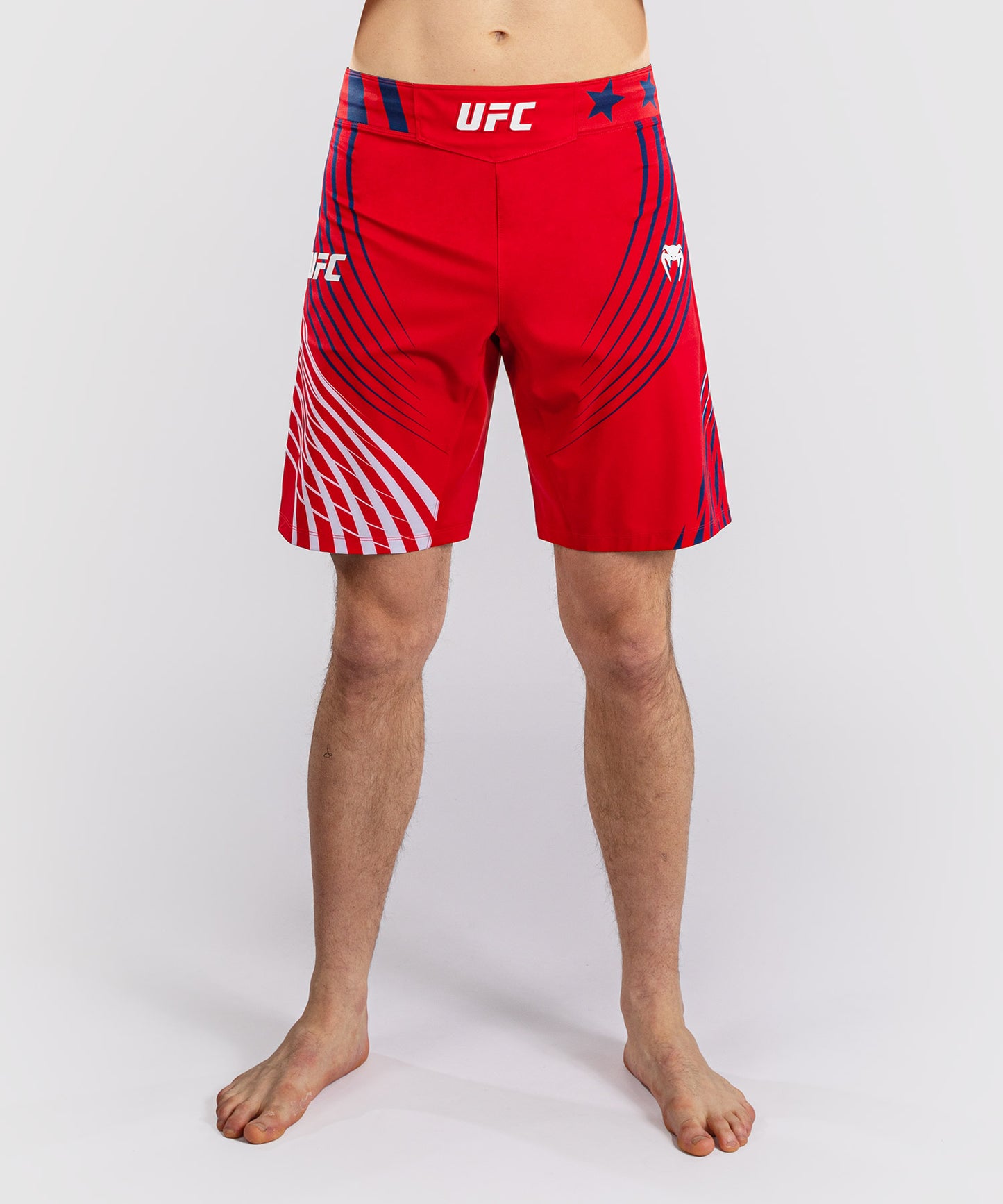 Official UFC Freedom 250 by Venum Authentic Fight Night Short de combat coupe courte pour homme - Rouge