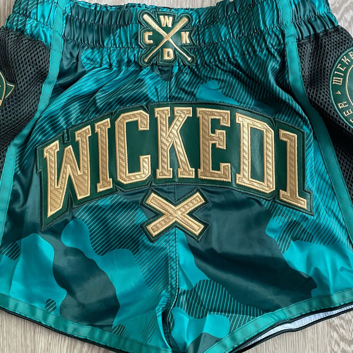 Short De Muay Thai Wicked One Swift - Vert