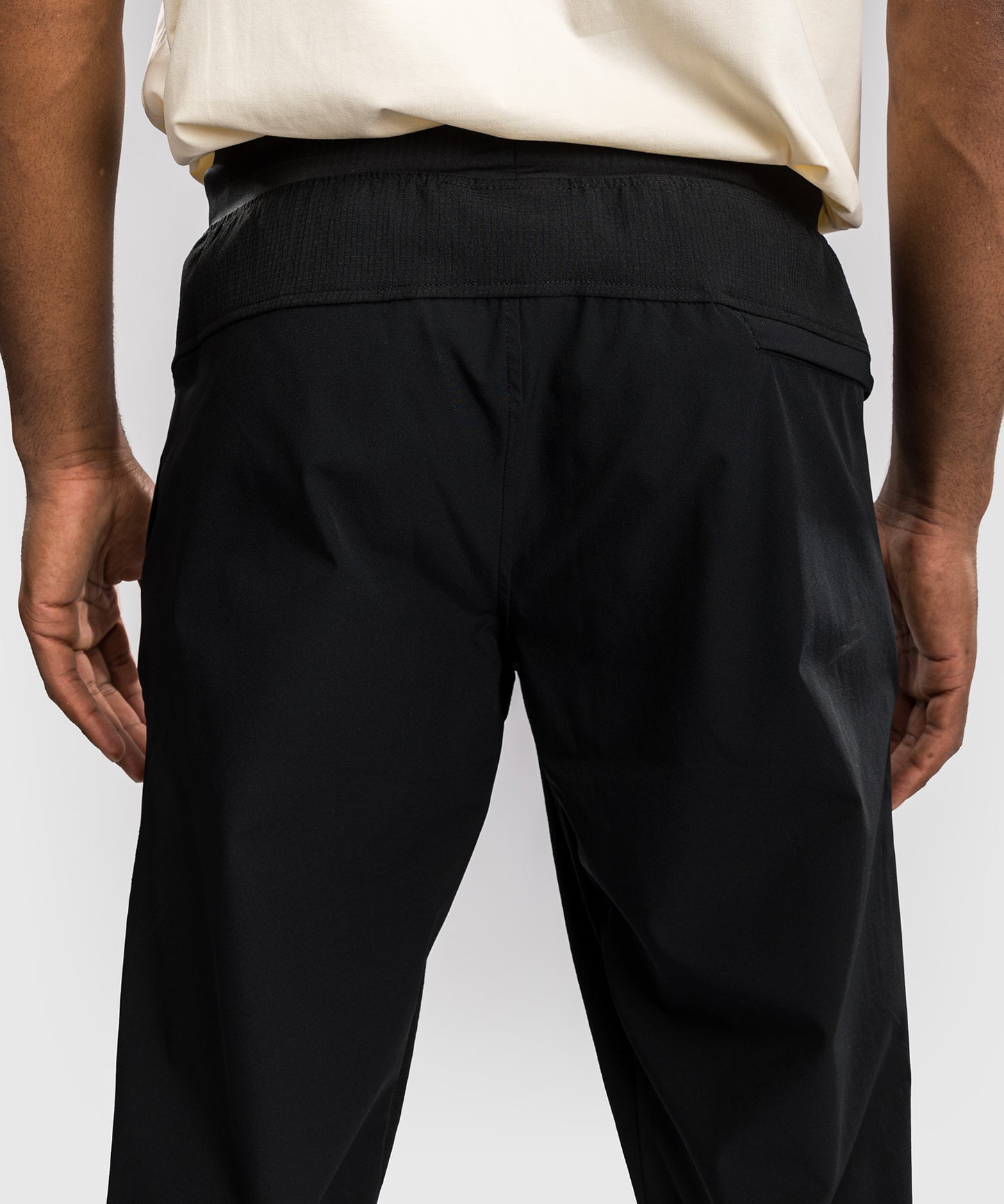 Venum Fly Jogginghose - Tiefschwarz