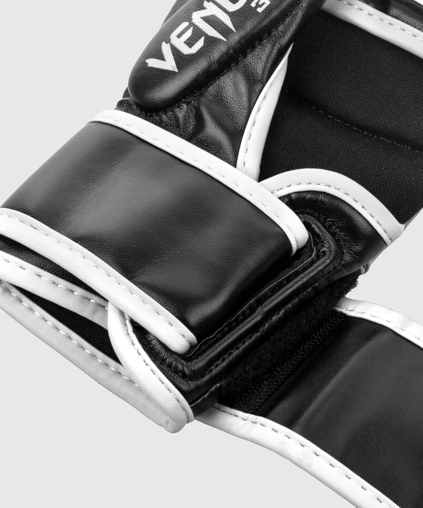 Gants de sparring MMA Challenger 3.0 Venum - Noir/Blanc