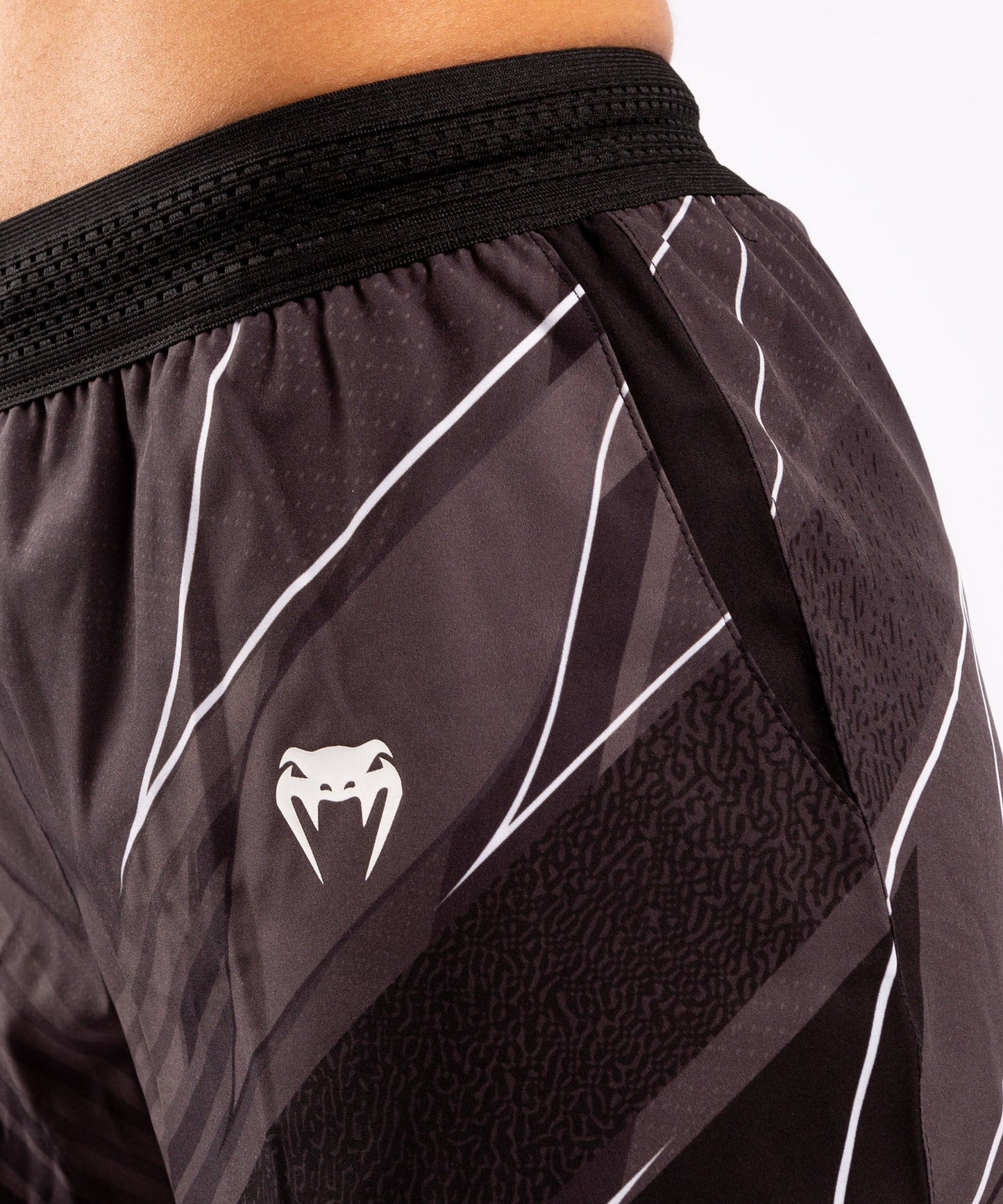 Women's UFC Venum Replica Short - Black