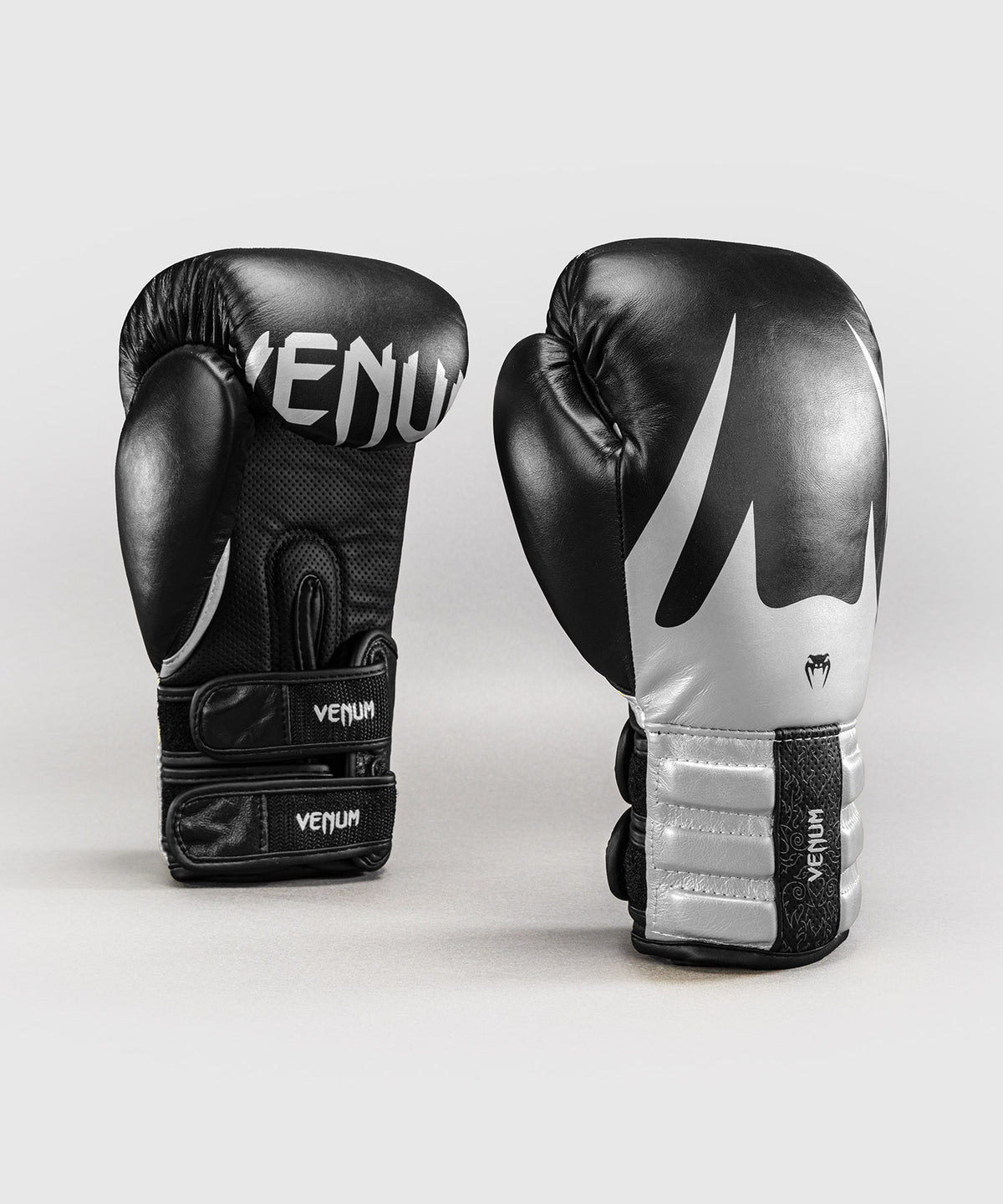 Venum Reverso Guantes de Boxeo – Negro/Plata