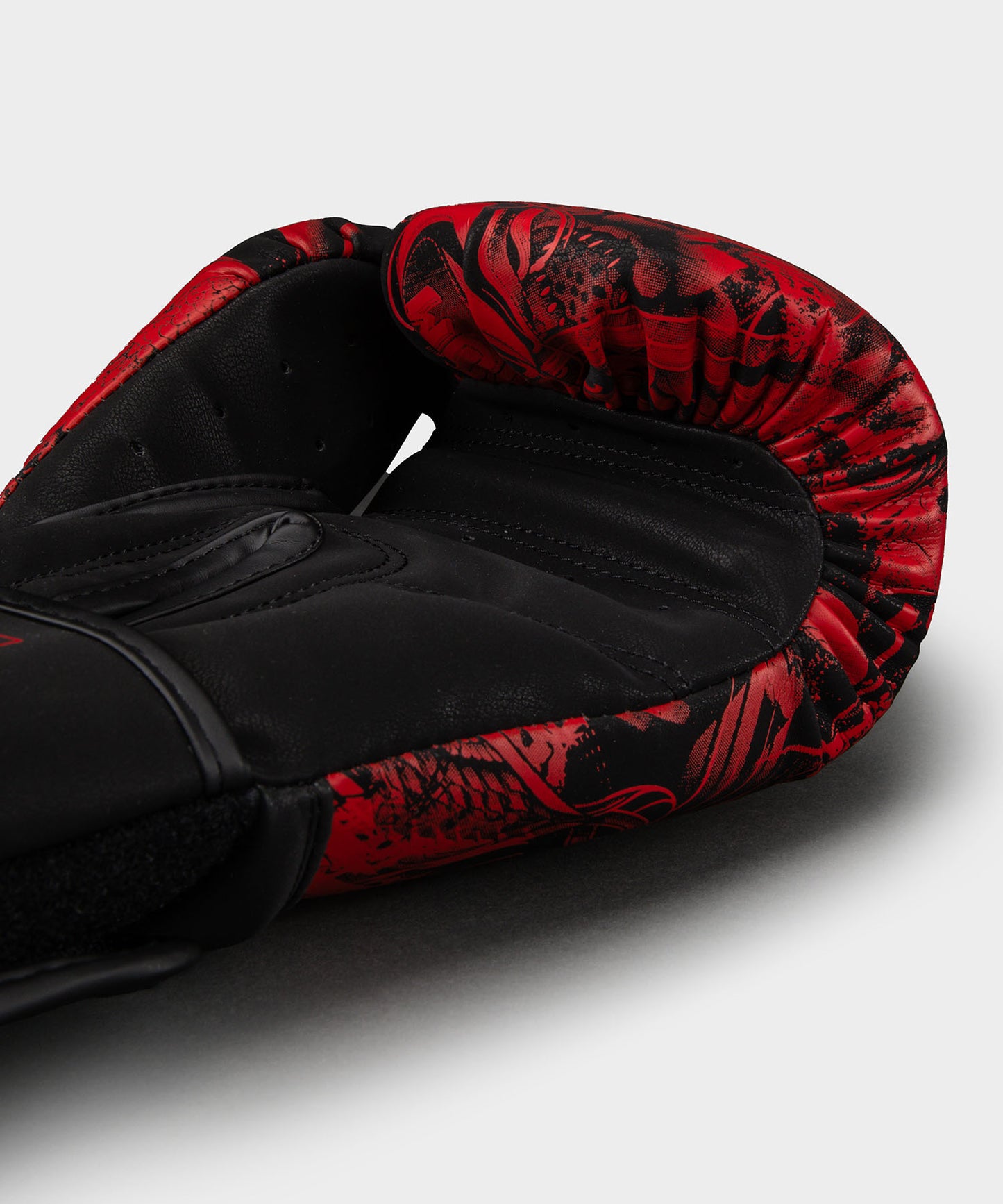 Venum 20th Anniversary Boxing Gloves - Black/Red