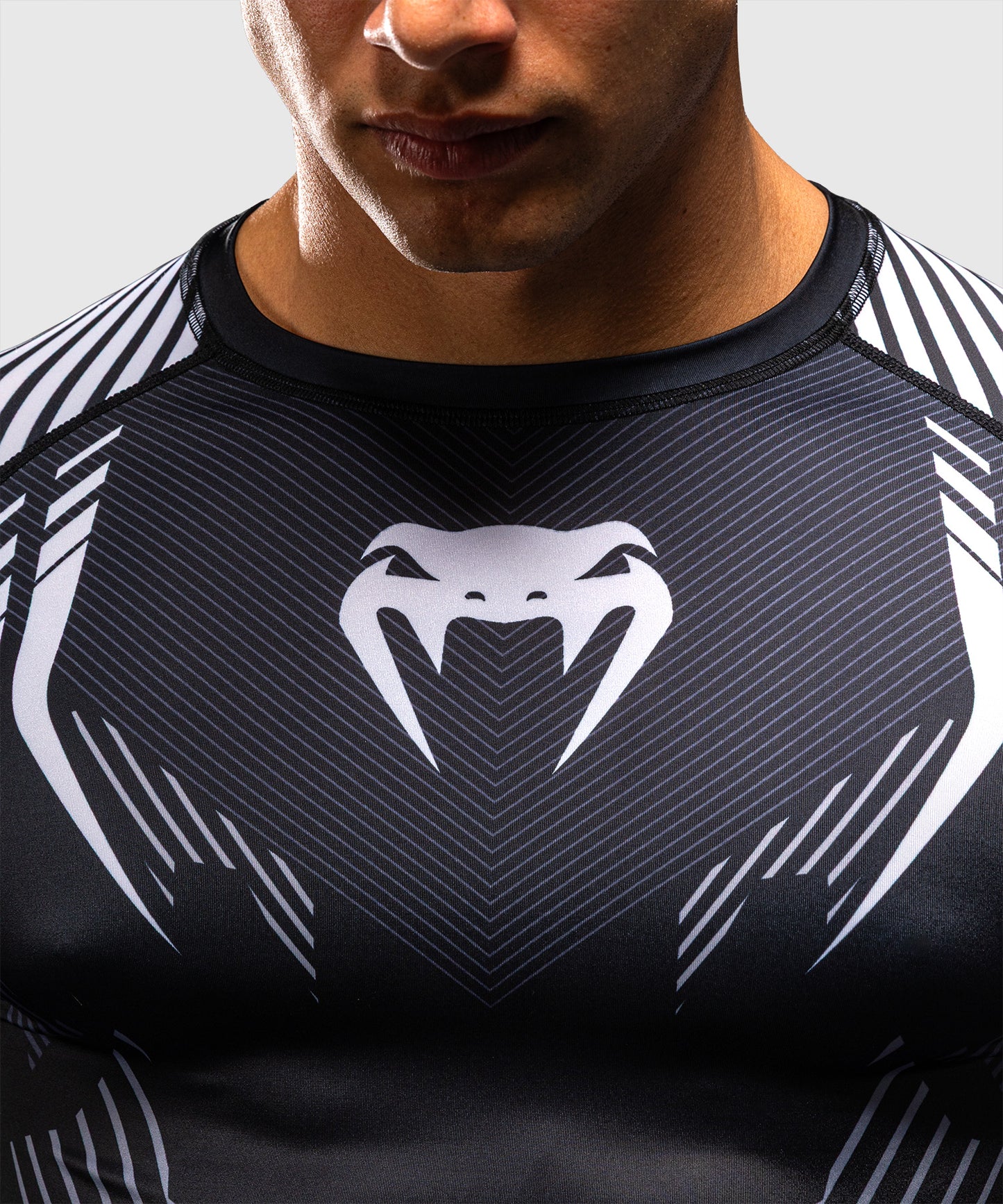 Venum No-Gi 6.0 Long Sleeve Rashguard - Black/White