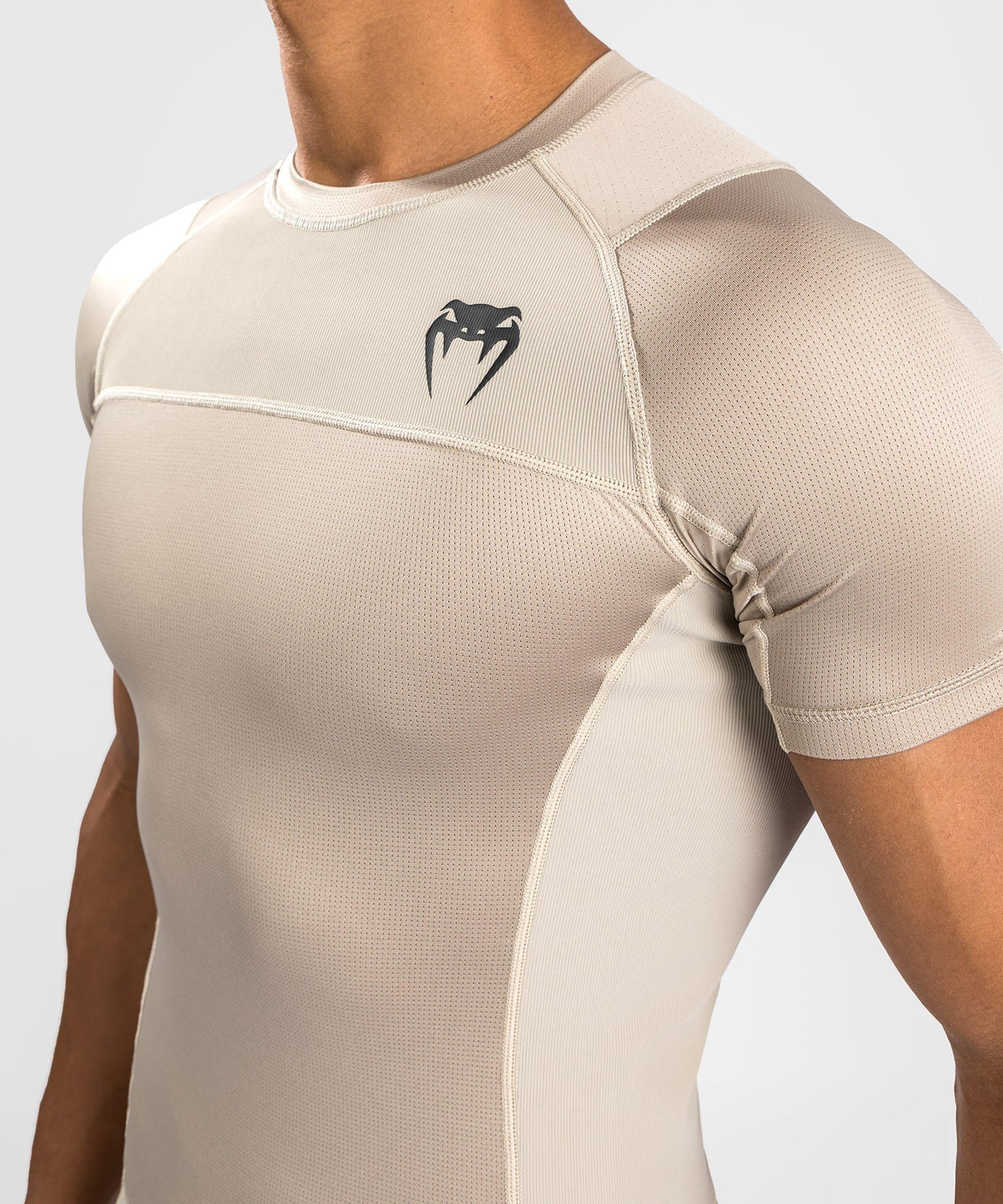 Venum G-Fit Air Rashguard a maniche corte - Sabbia