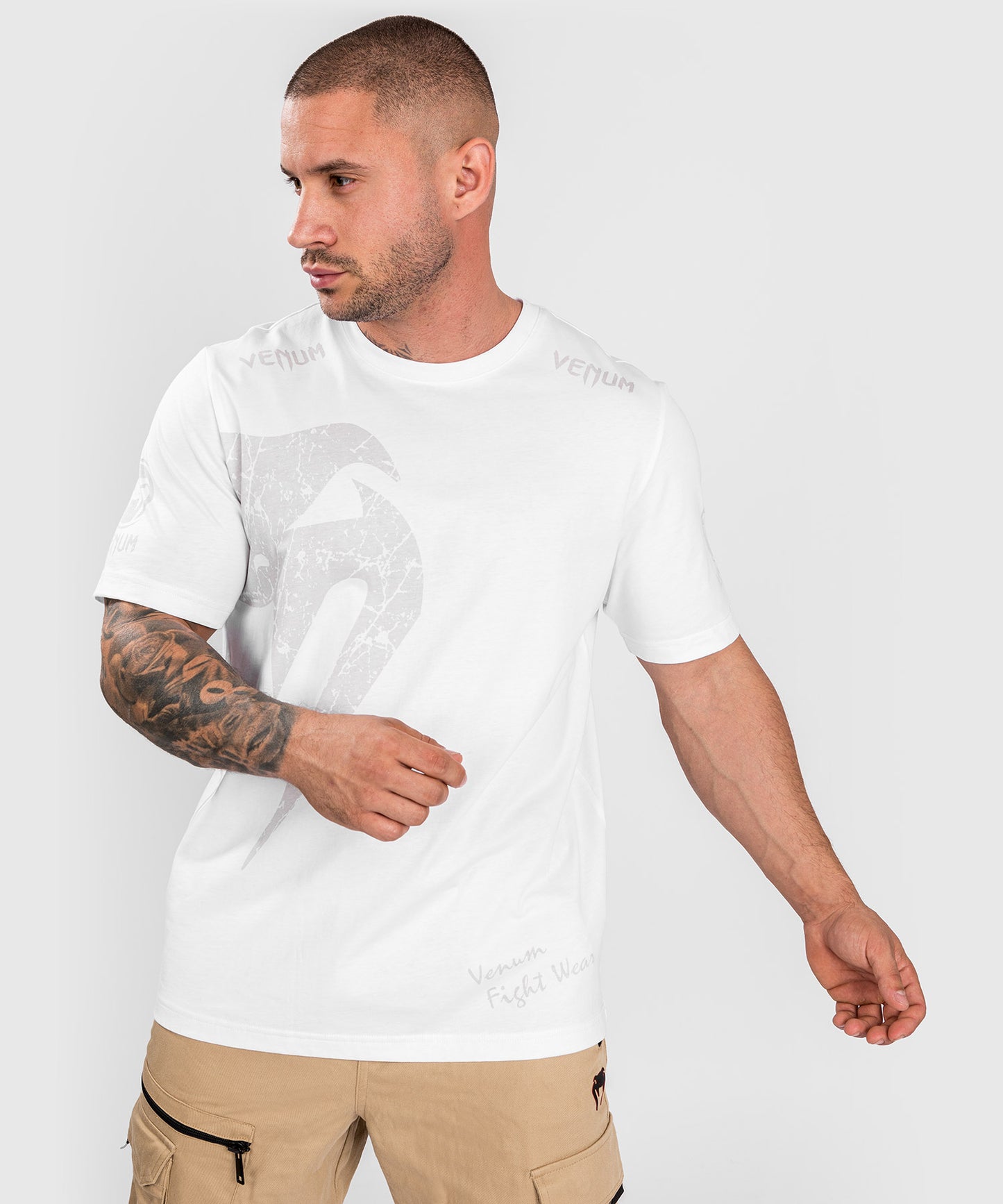 Camiseta Venum Giant Regular Fit - Blanco