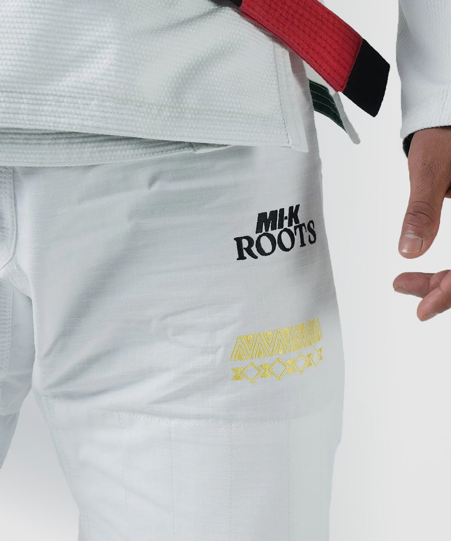 Kimono de JJB Kingz Mi-K Roots Gi - Blanc