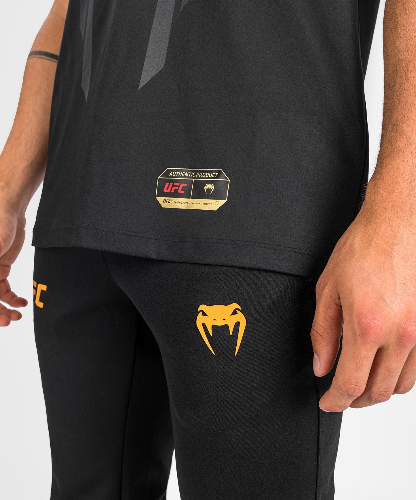 T-Shirt Technique Homme UFC Venum Authentic Fight Night 2.0 - Champion