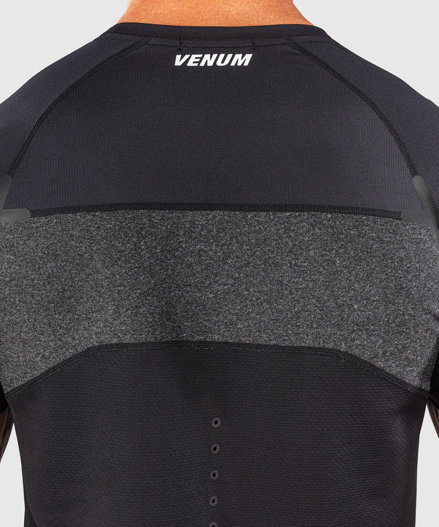Venum G-Fit Scales Dry-Tech T‑Shirt – Schwarz/Anthrazitgrau
