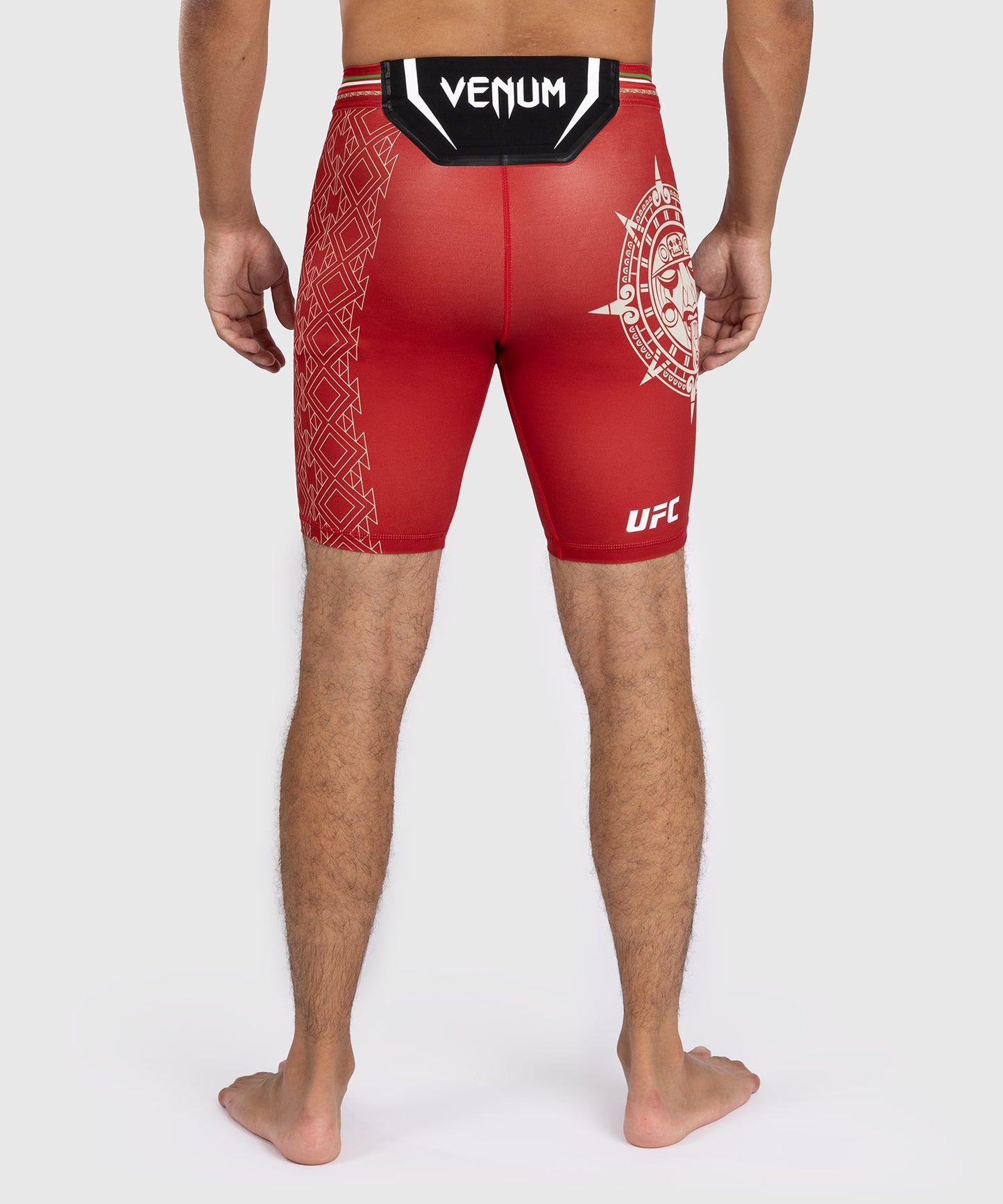 Noche UFC by Venum Authentic Fight Night Herren Vale Tudo Shorts - Rot
