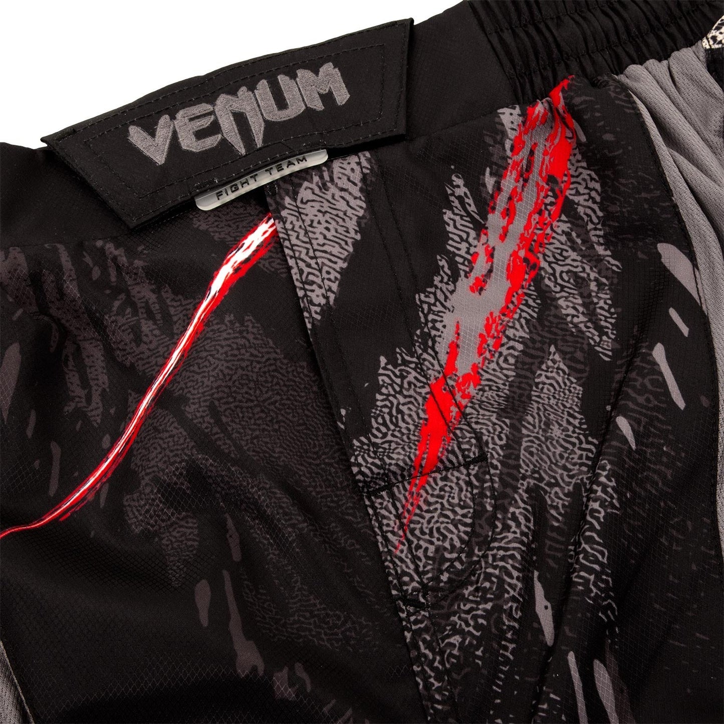 Venum Grizzli short fightshorts - Black/White