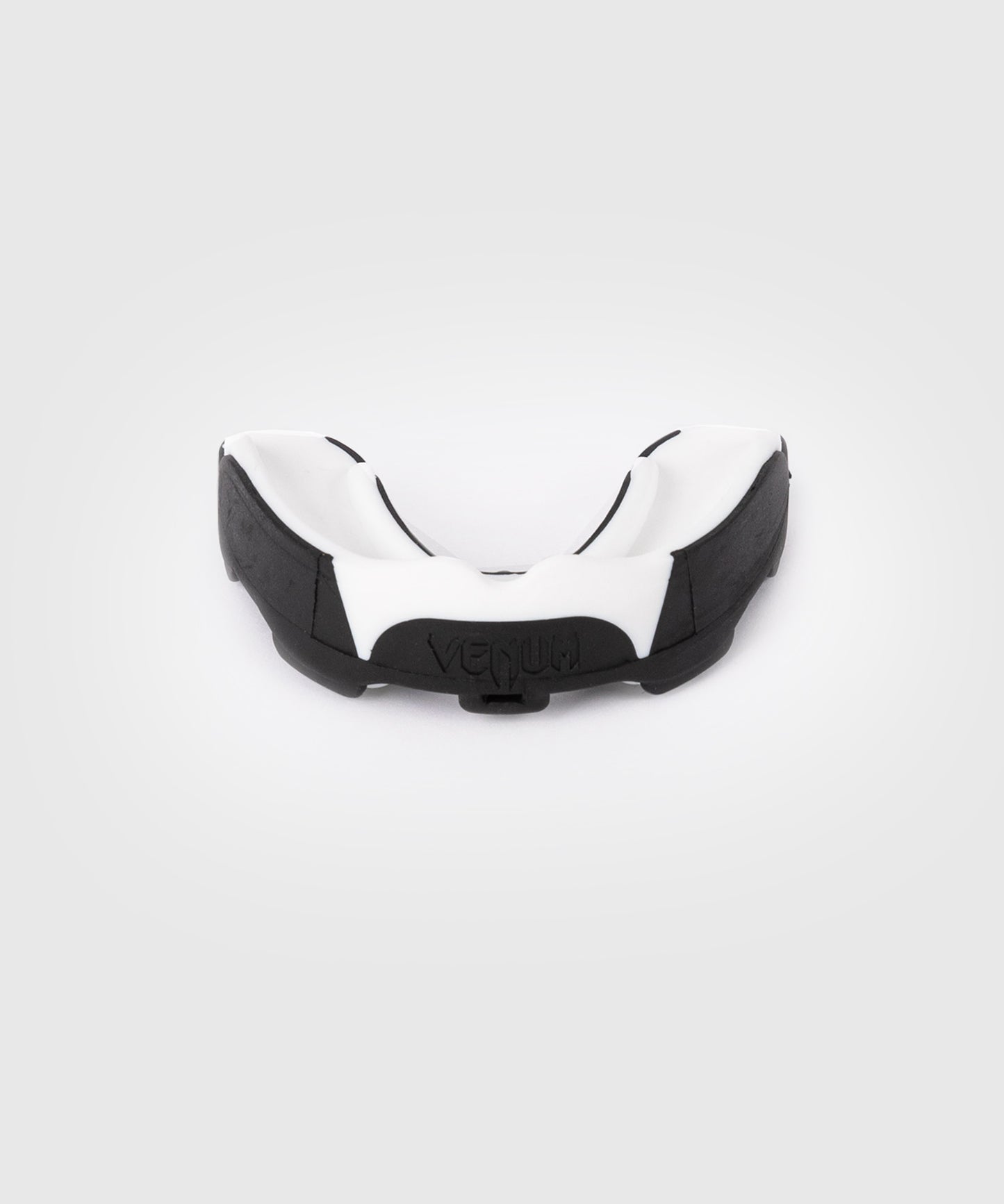 Venum Predator Protector Bucal Correa/Sin Correa – Negro/Blanco