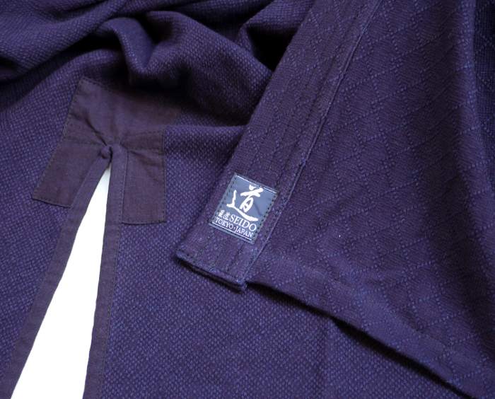 Seido Waraku Kendogi – Blau Aizome (Japan)