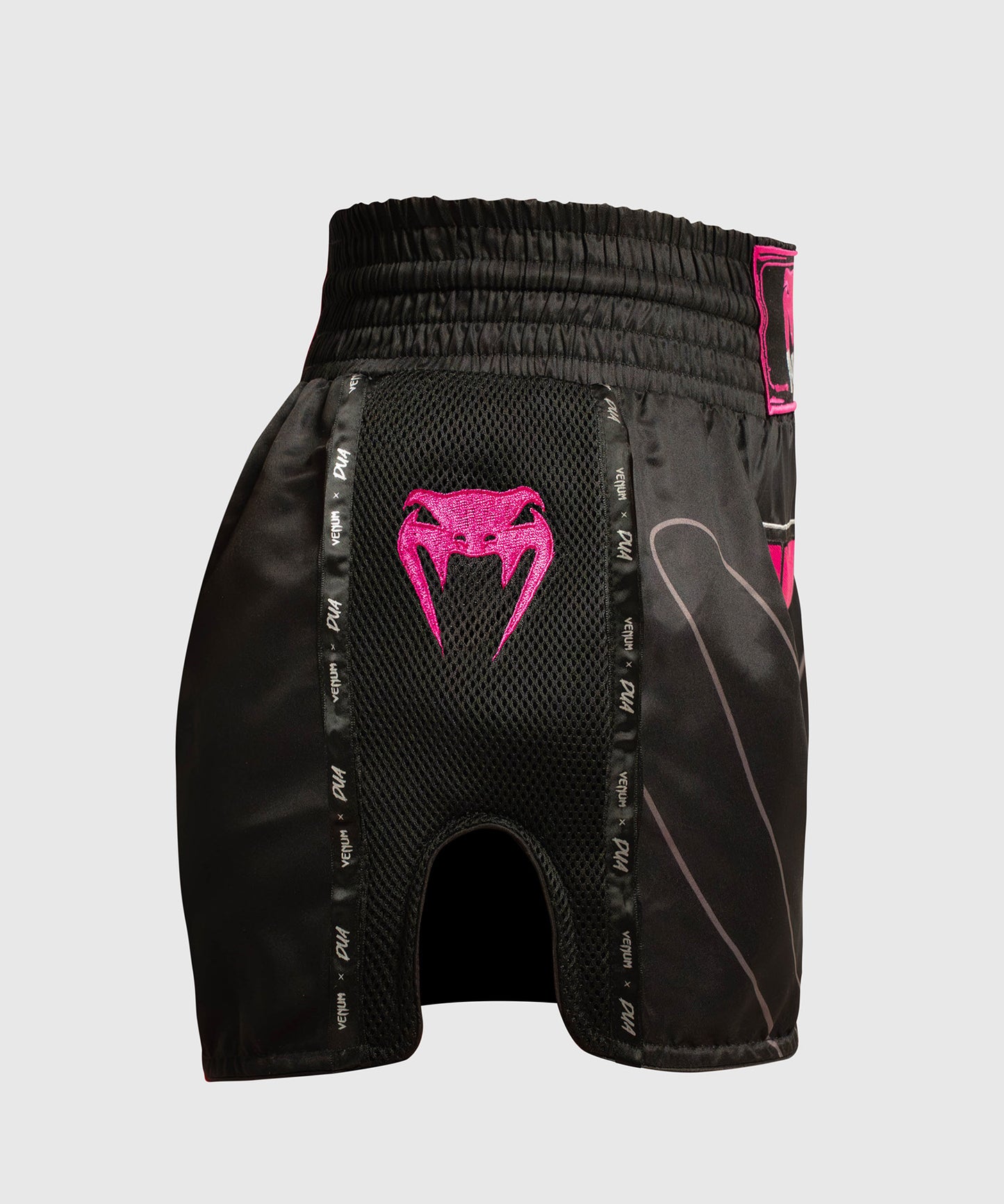 Venum x Dua Muay Thai Pantalones Cortos - Negro/Rosa Fucsia