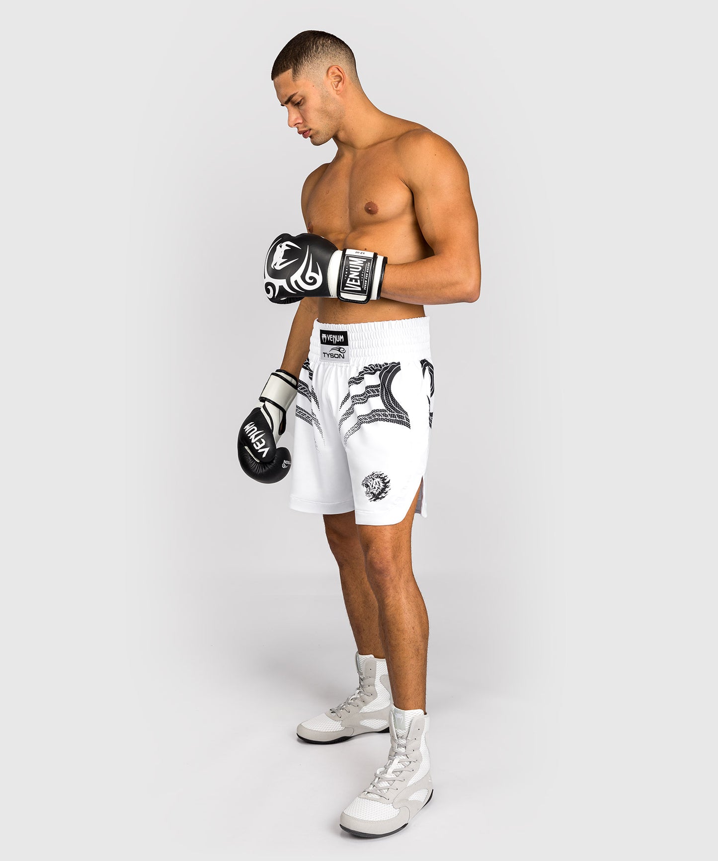 Venum x Mike Tyson Tiger Boxshorts - Optisch Weiß/Tiefschwarz